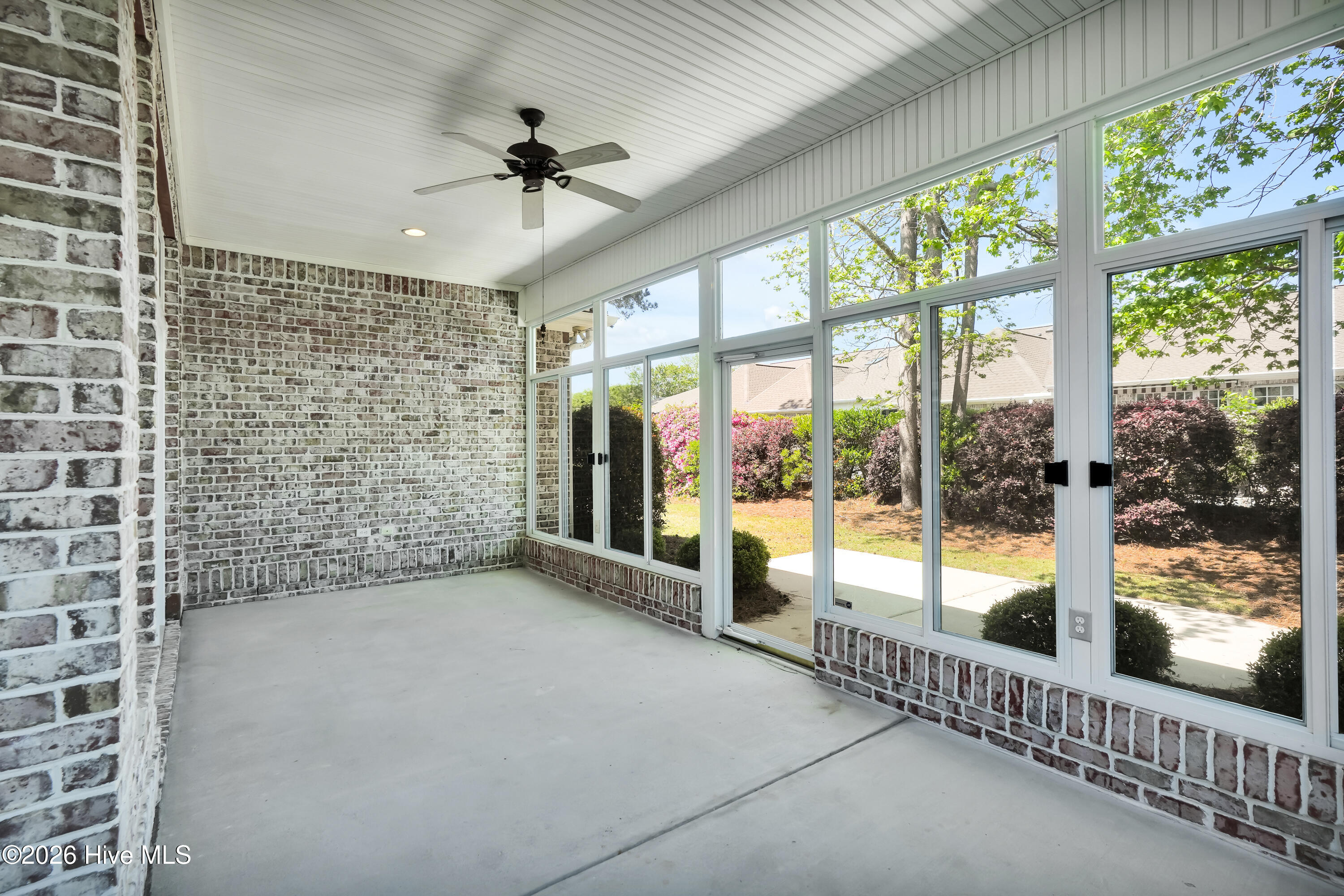 1009 N Sanderling Drive Property Photo 34