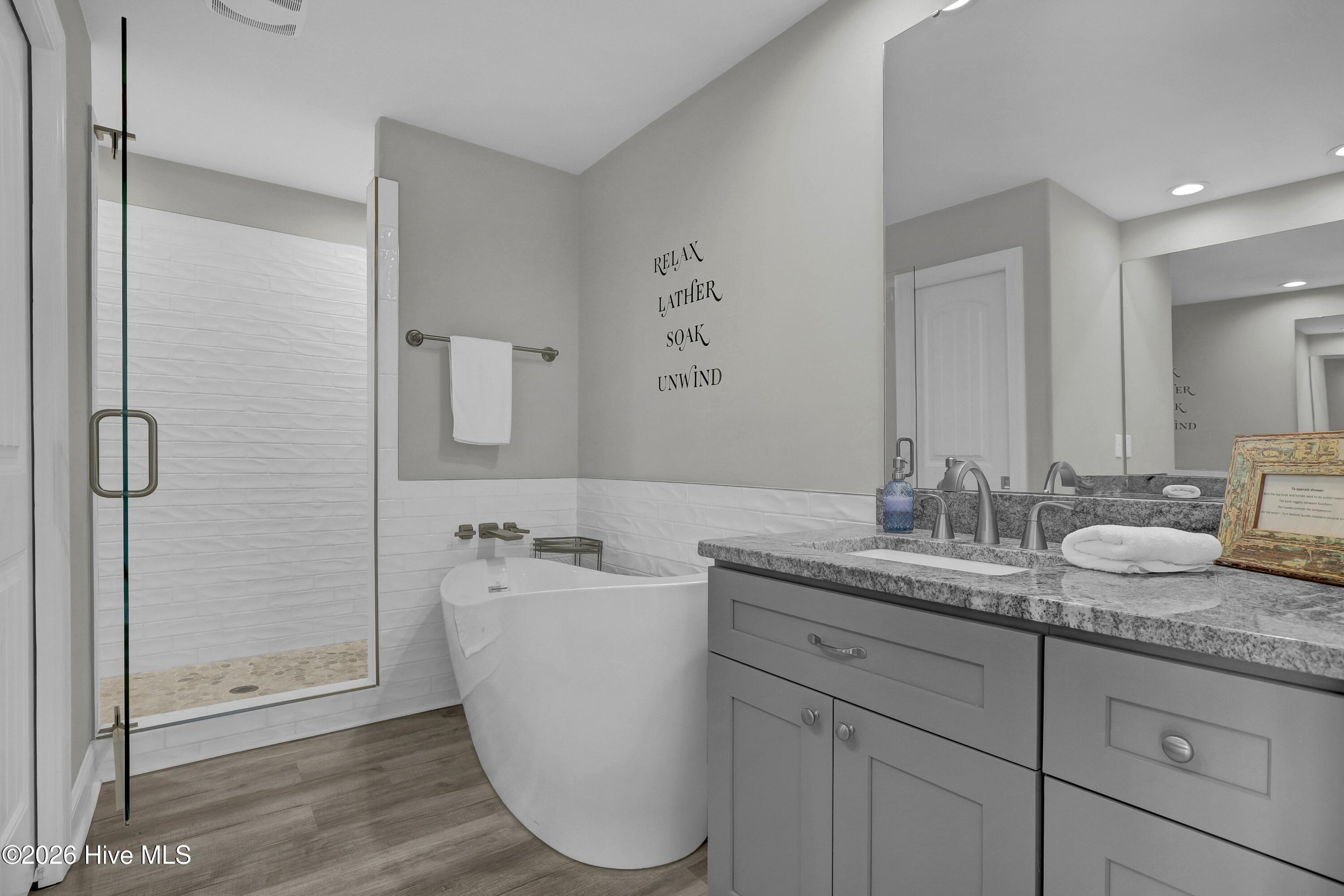 106 Charlotte Avenue Property Photo 46