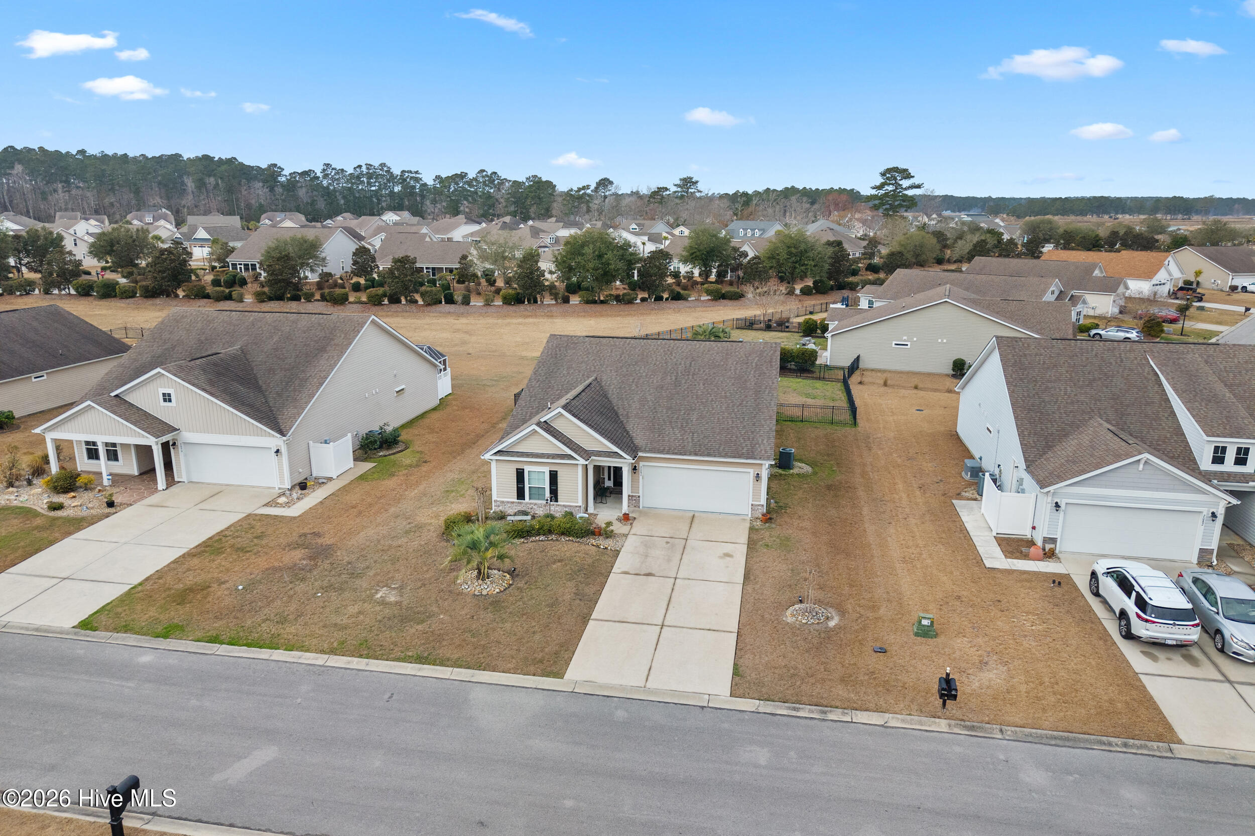 2086 Castlebridge Court Nw Property Photo 4