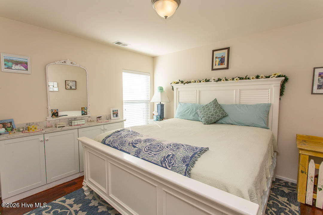 2086 Castlebridge Court Nw Property Photo 25