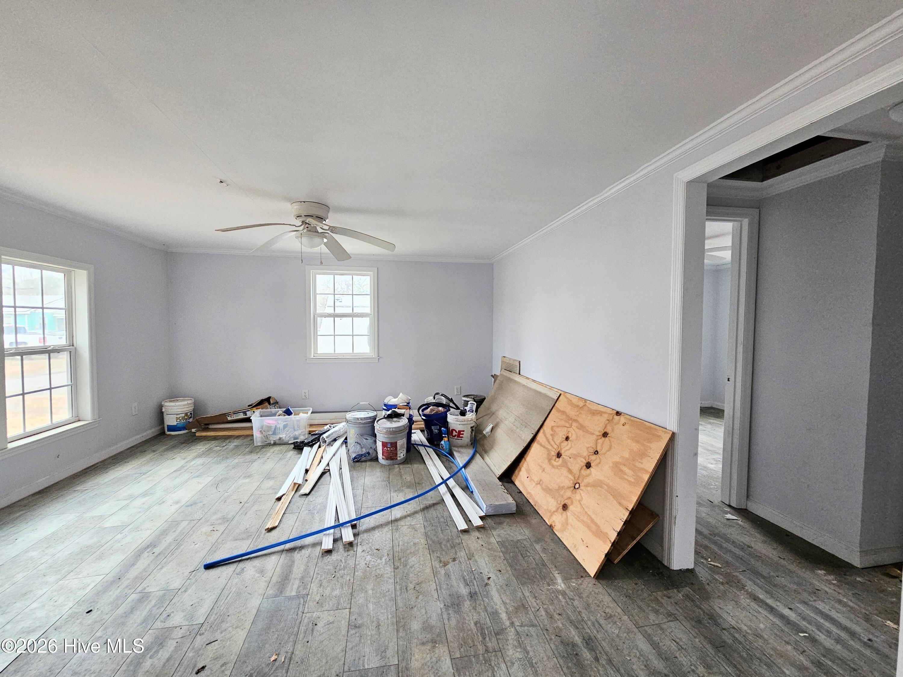 410 Devane Street Property Photo 5