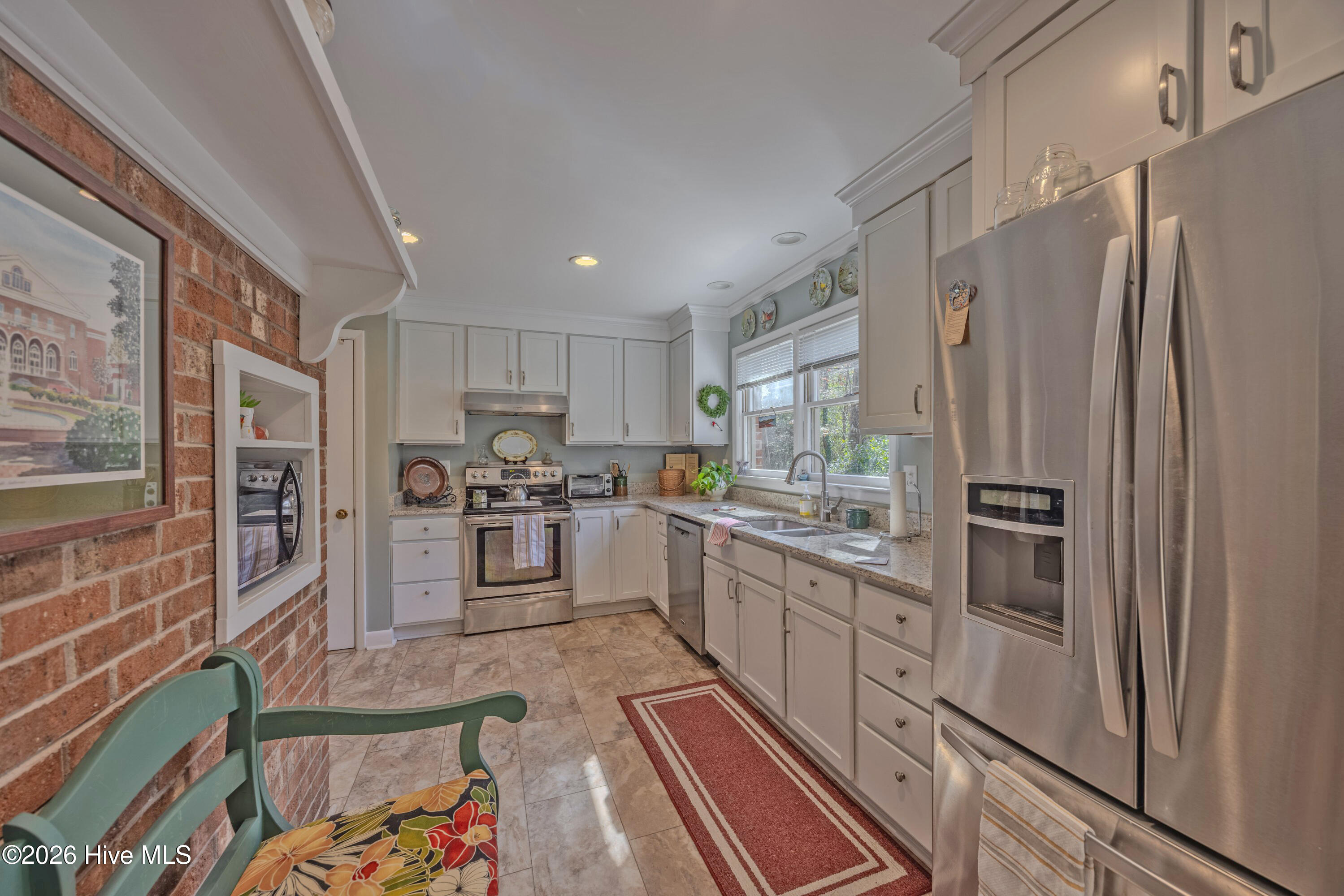 163 Washington Circle Property Photo 3