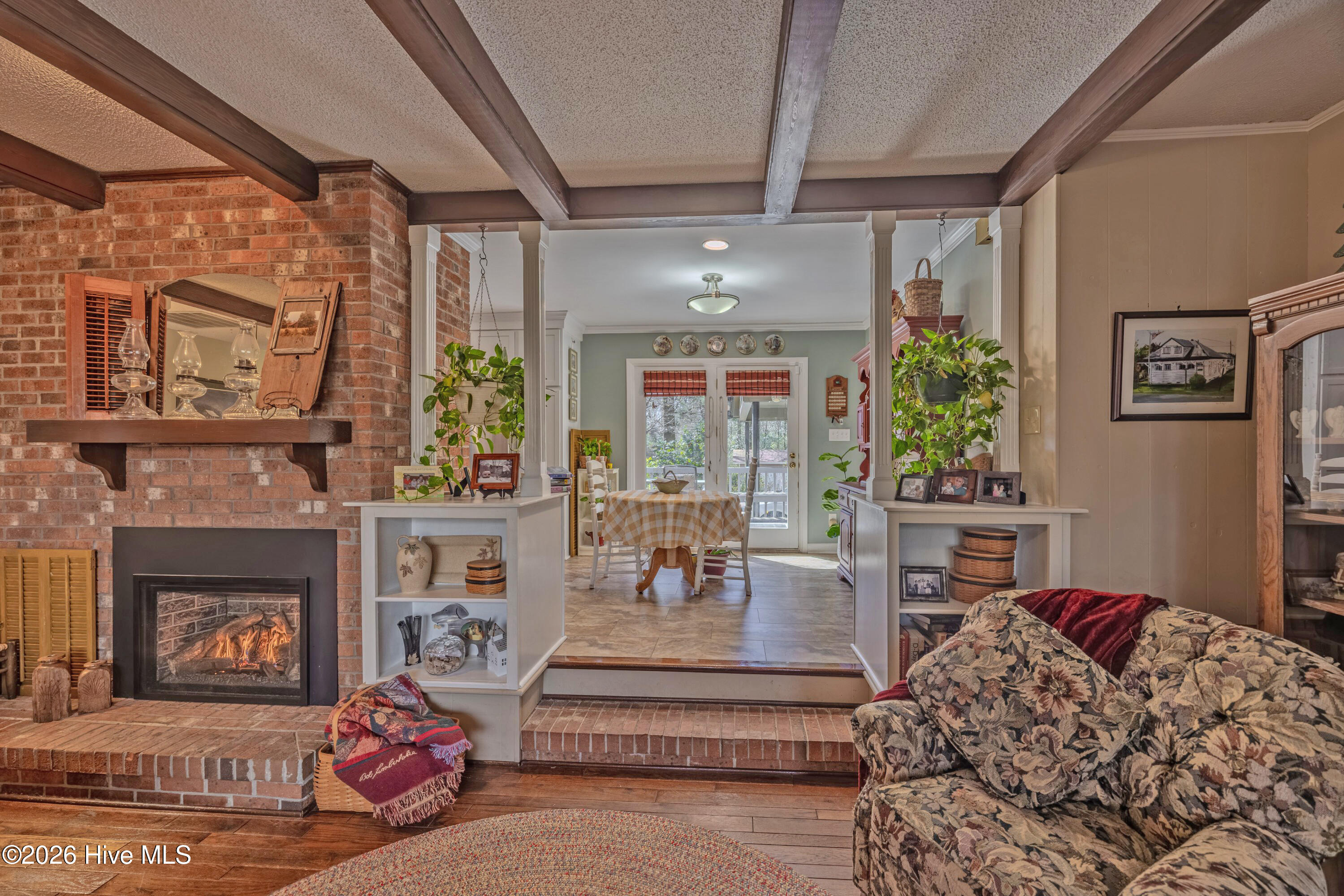 163 Washington Circle Property Photo 8