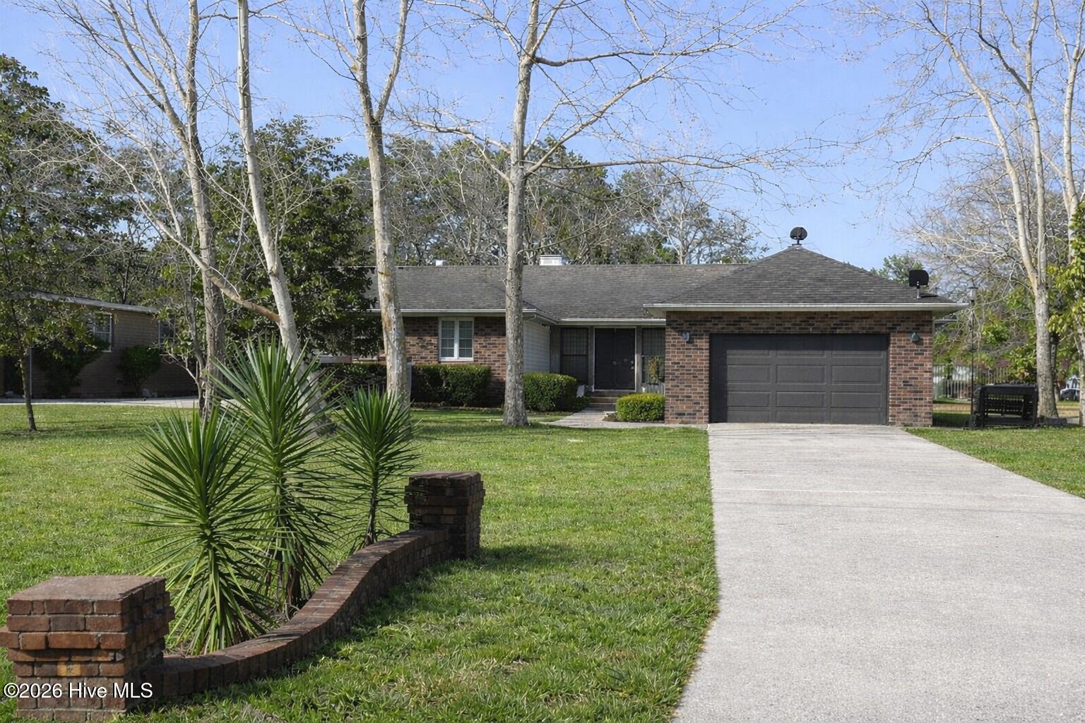 4 Sandtrap Drive Property Photo 1