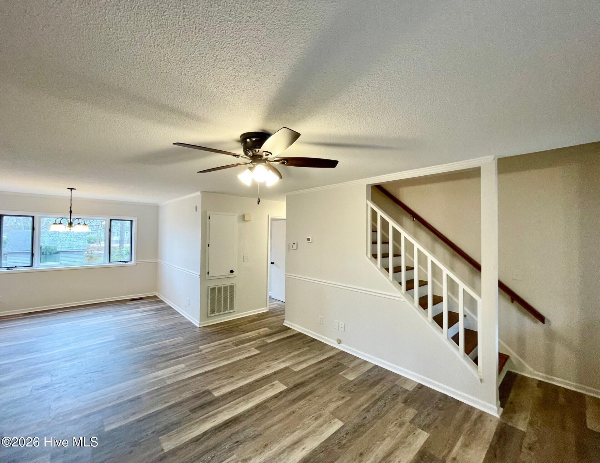 316 E Bay Ridge Road Property Photo 8