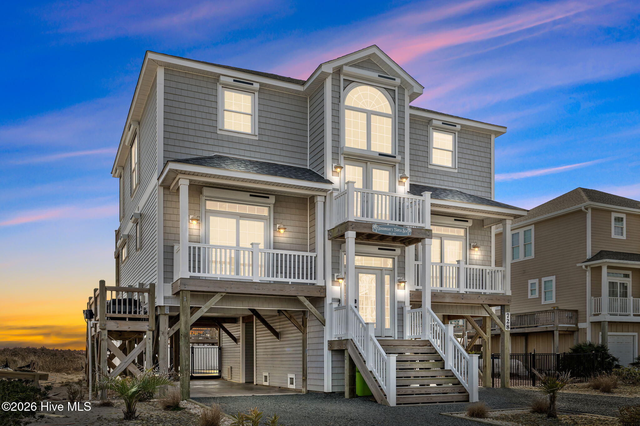 728 New River Inlet Road Property Photo 1