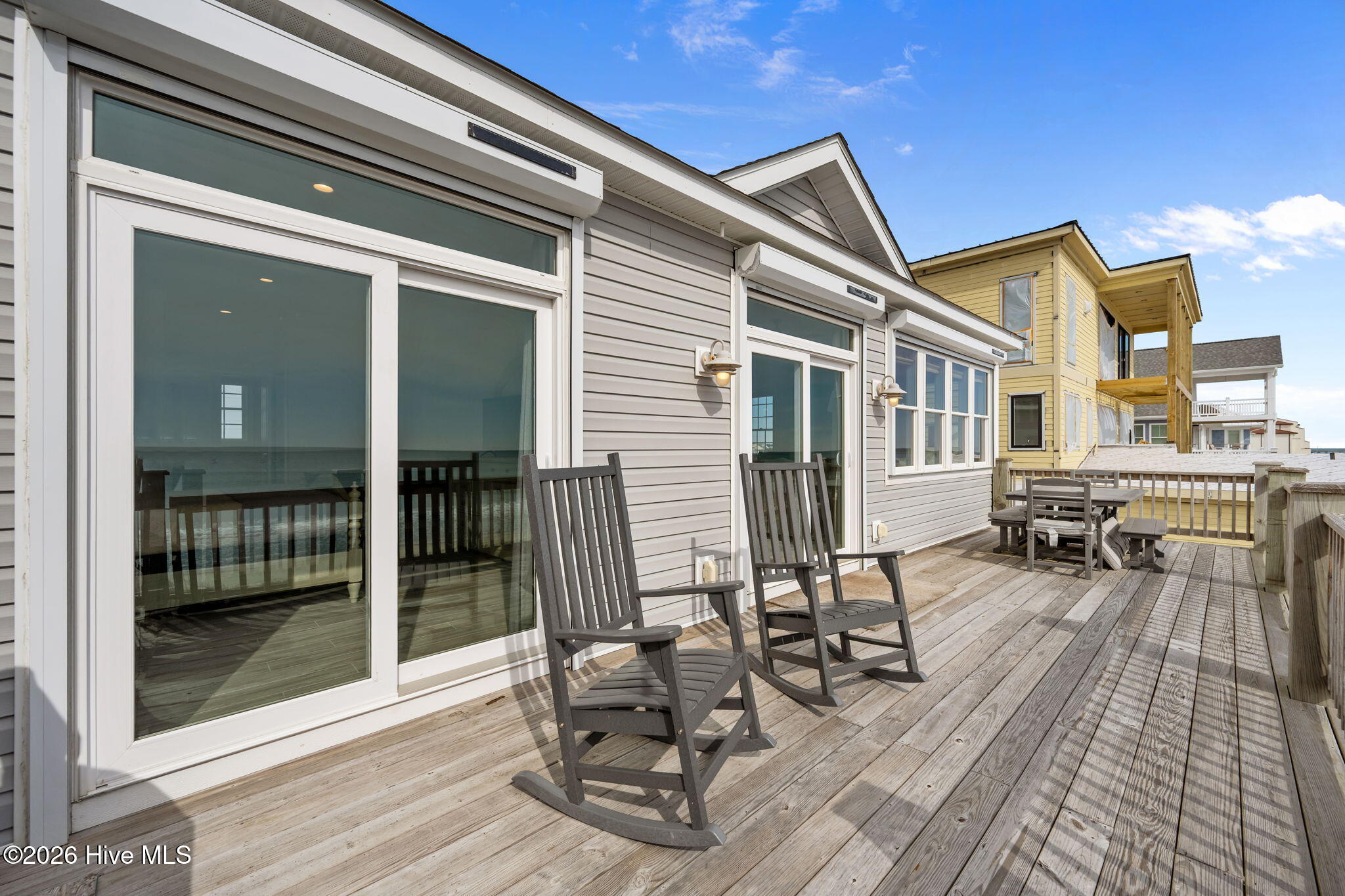 728 New River Inlet Road Property Photo 10
