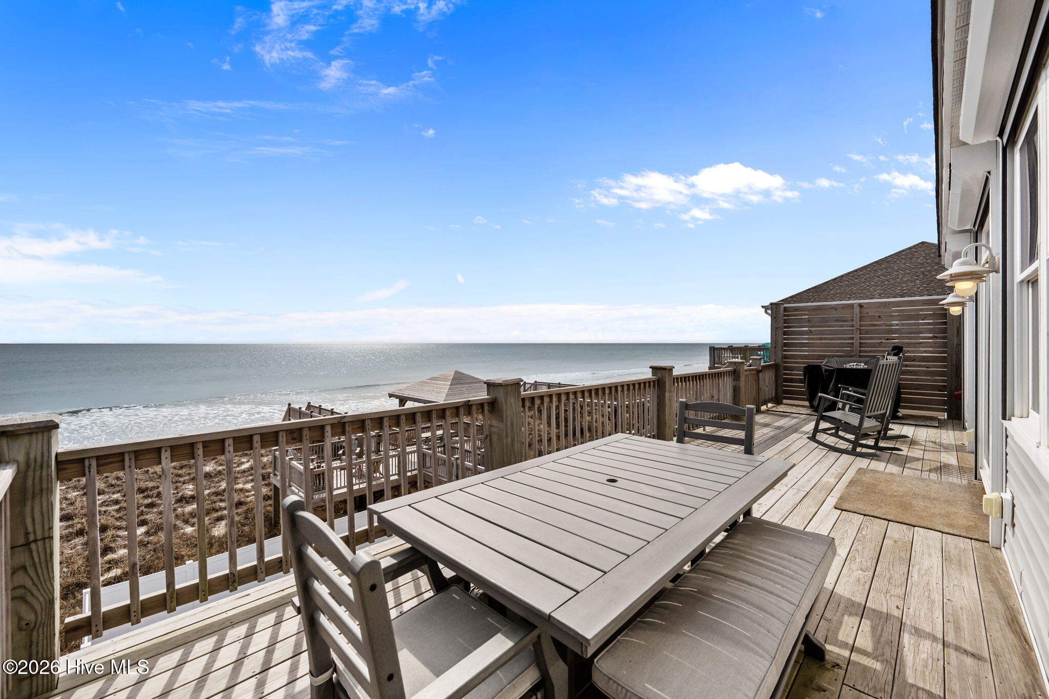 728 New River Inlet Road Property Photo 11