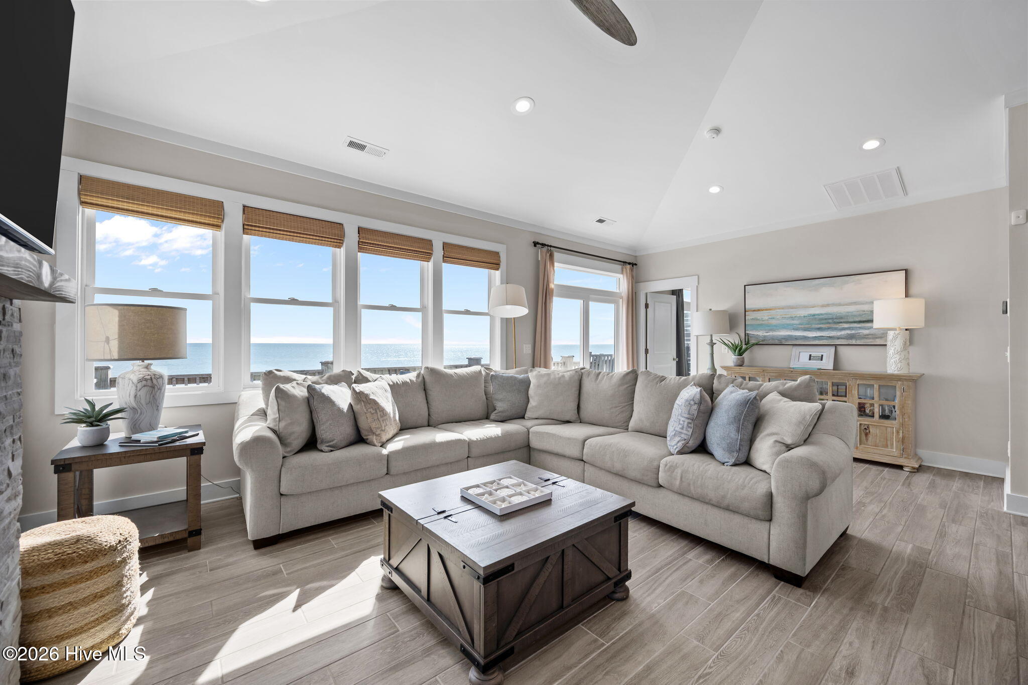 728 New River Inlet Road Property Photo 24