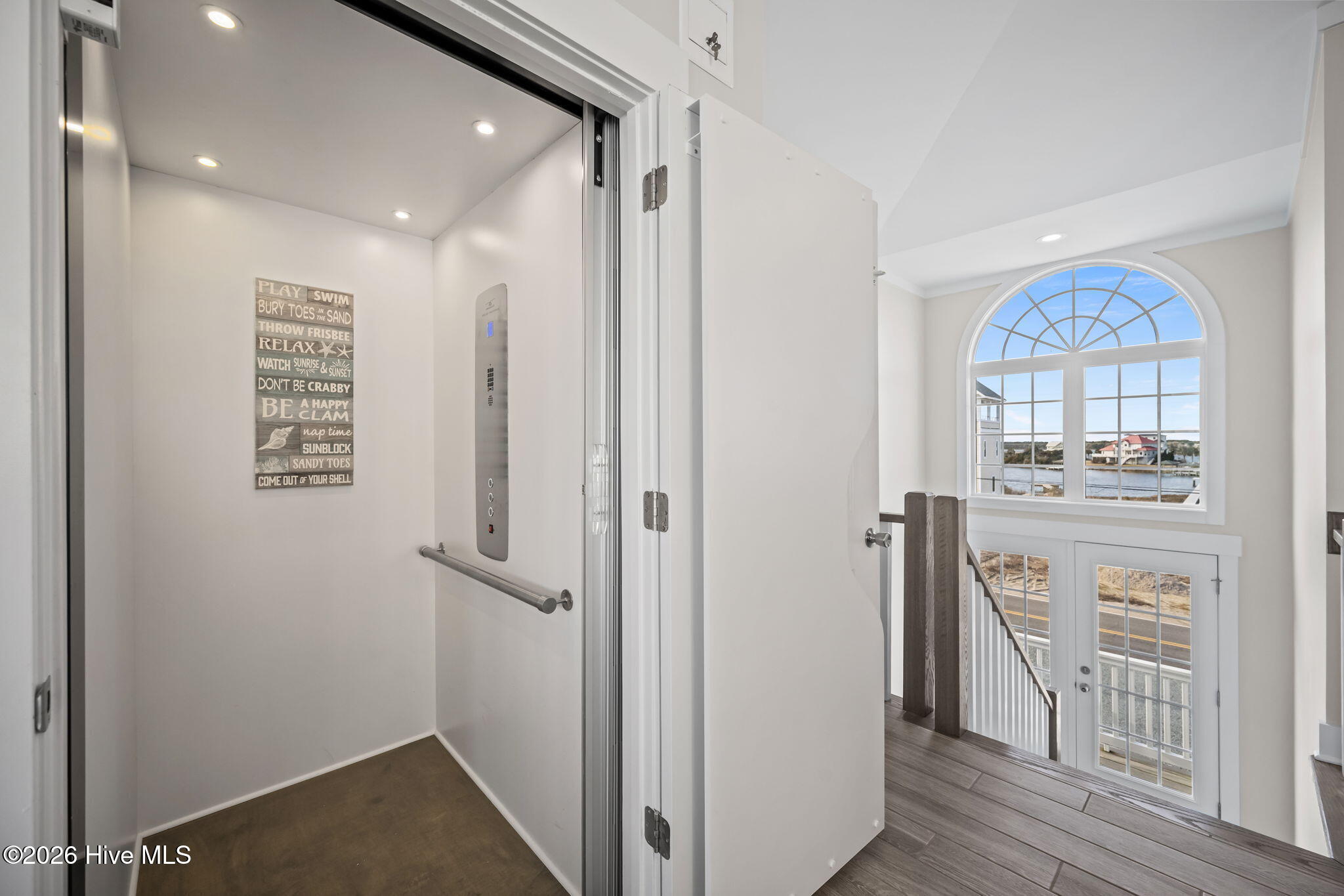 728 New River Inlet Road Property Photo 31