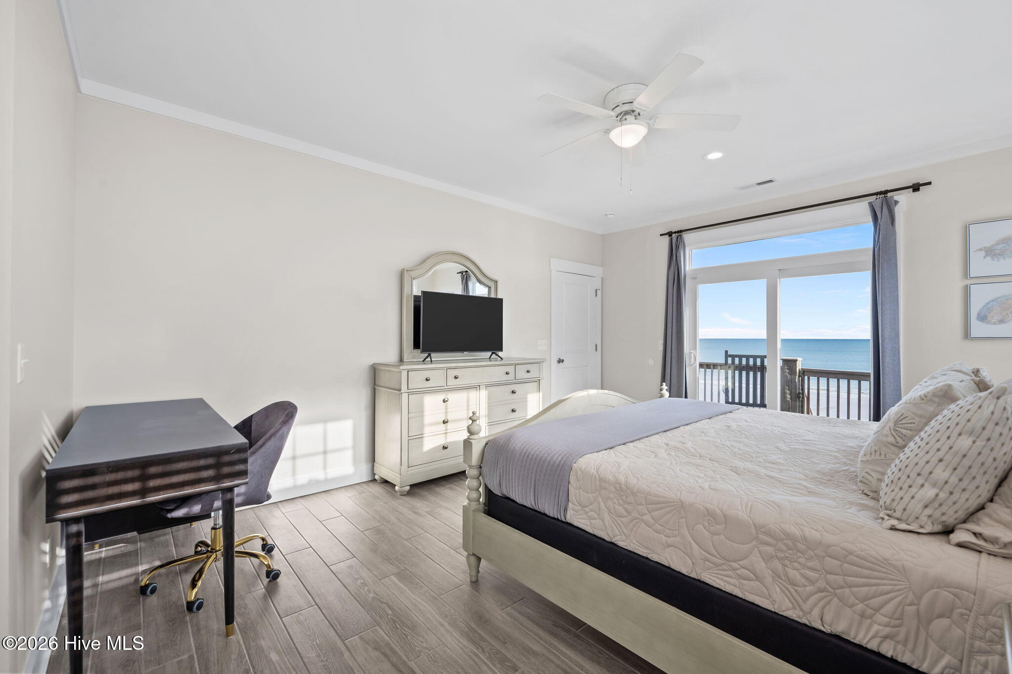 728 New River Inlet Road Property Photo 34