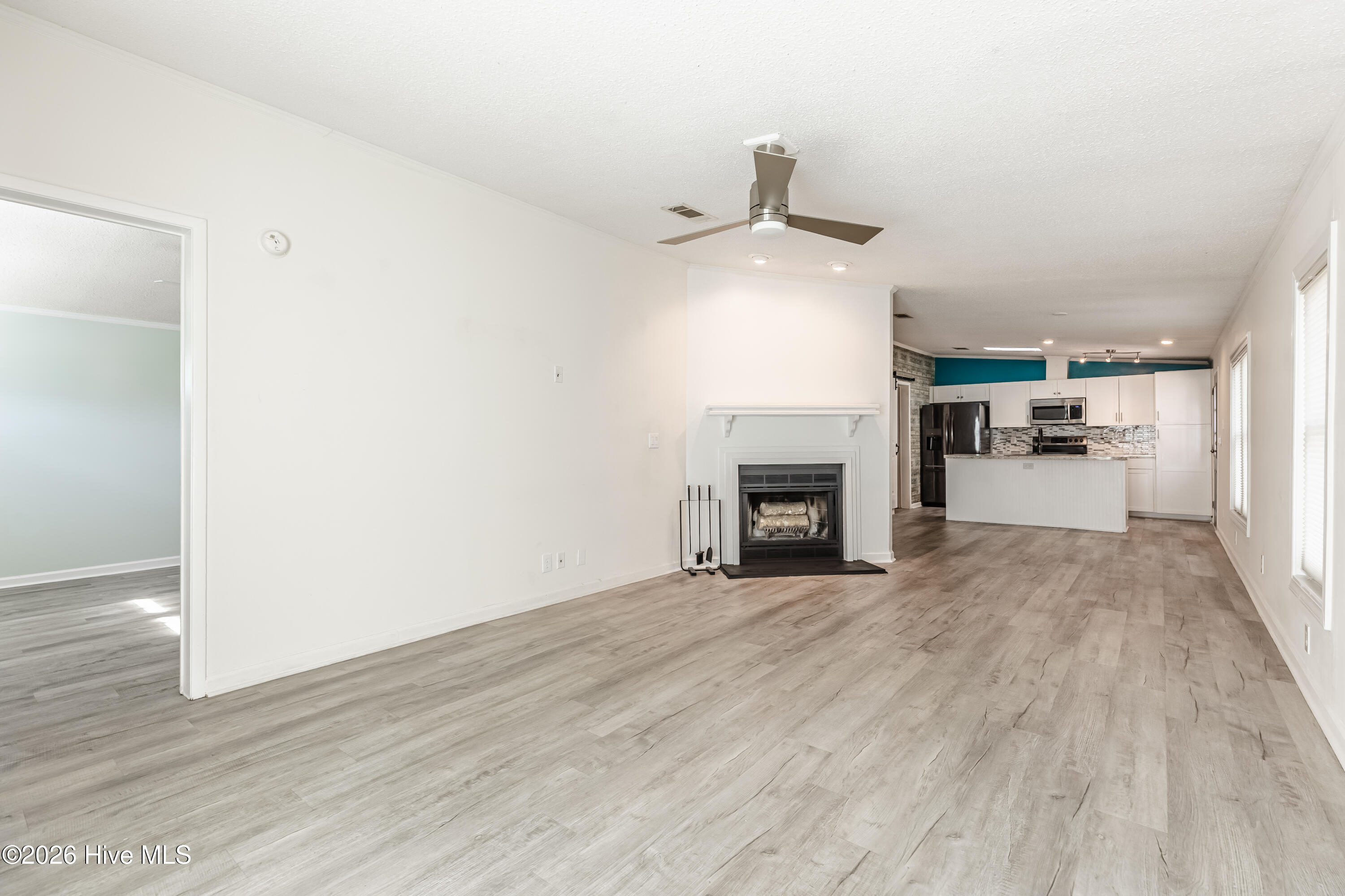 501 Deer Path Property Photo 5