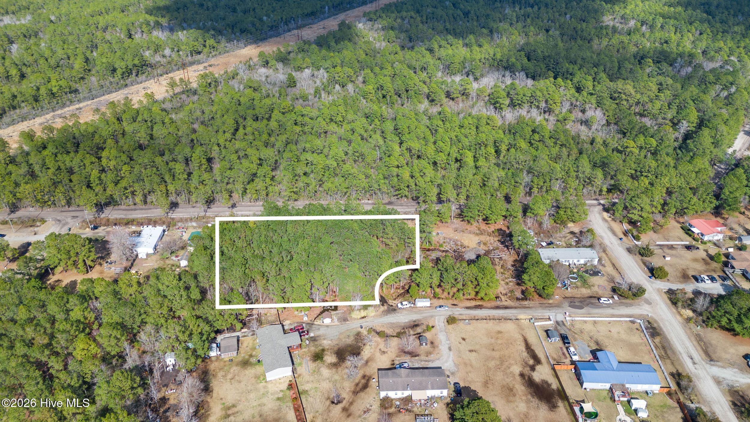 66 25 Tree Top Court Property Photo 2