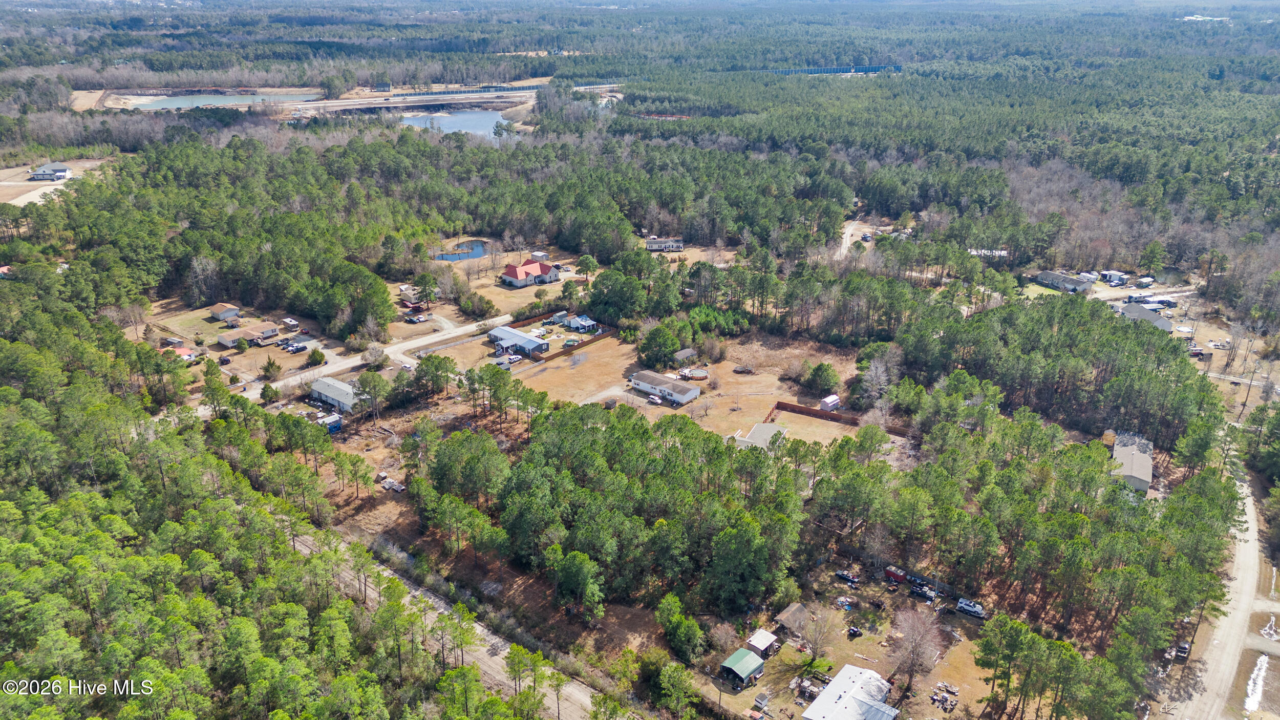 66 25 Tree Top Court Property Photo 5