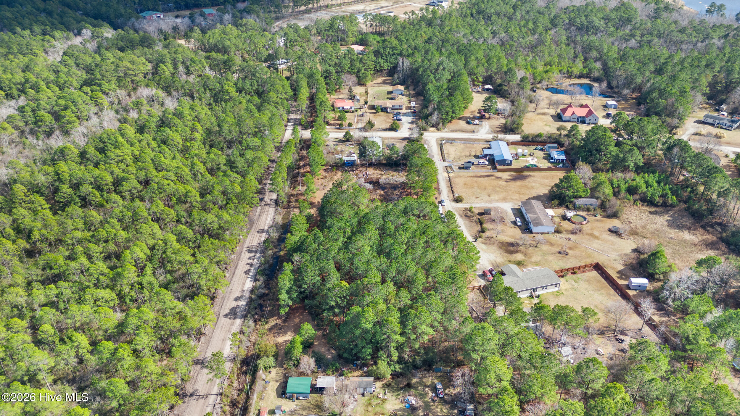 66 25 Tree Top Court Property Photo 6