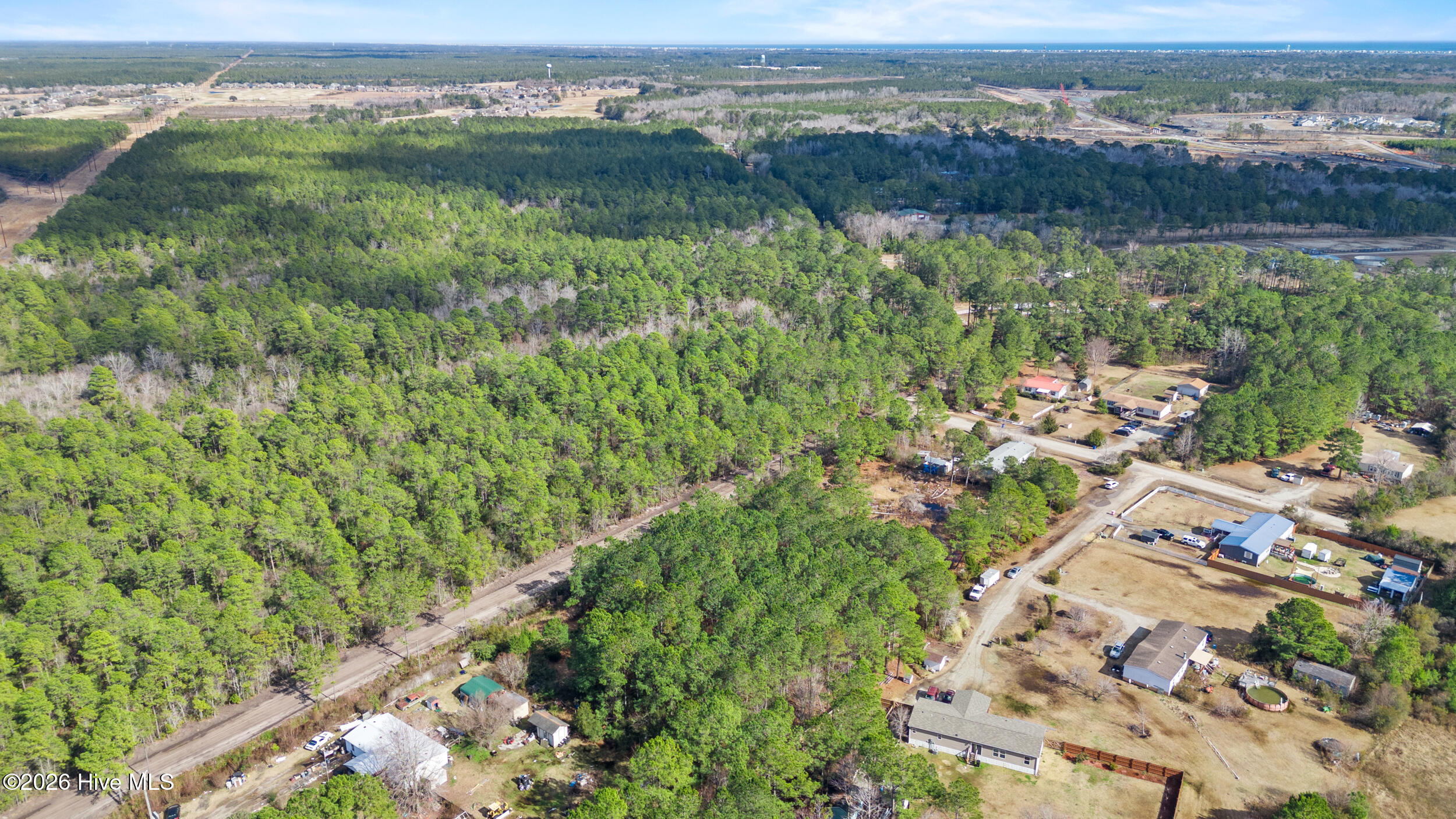 66 25 Tree Top Court Property Photo 7