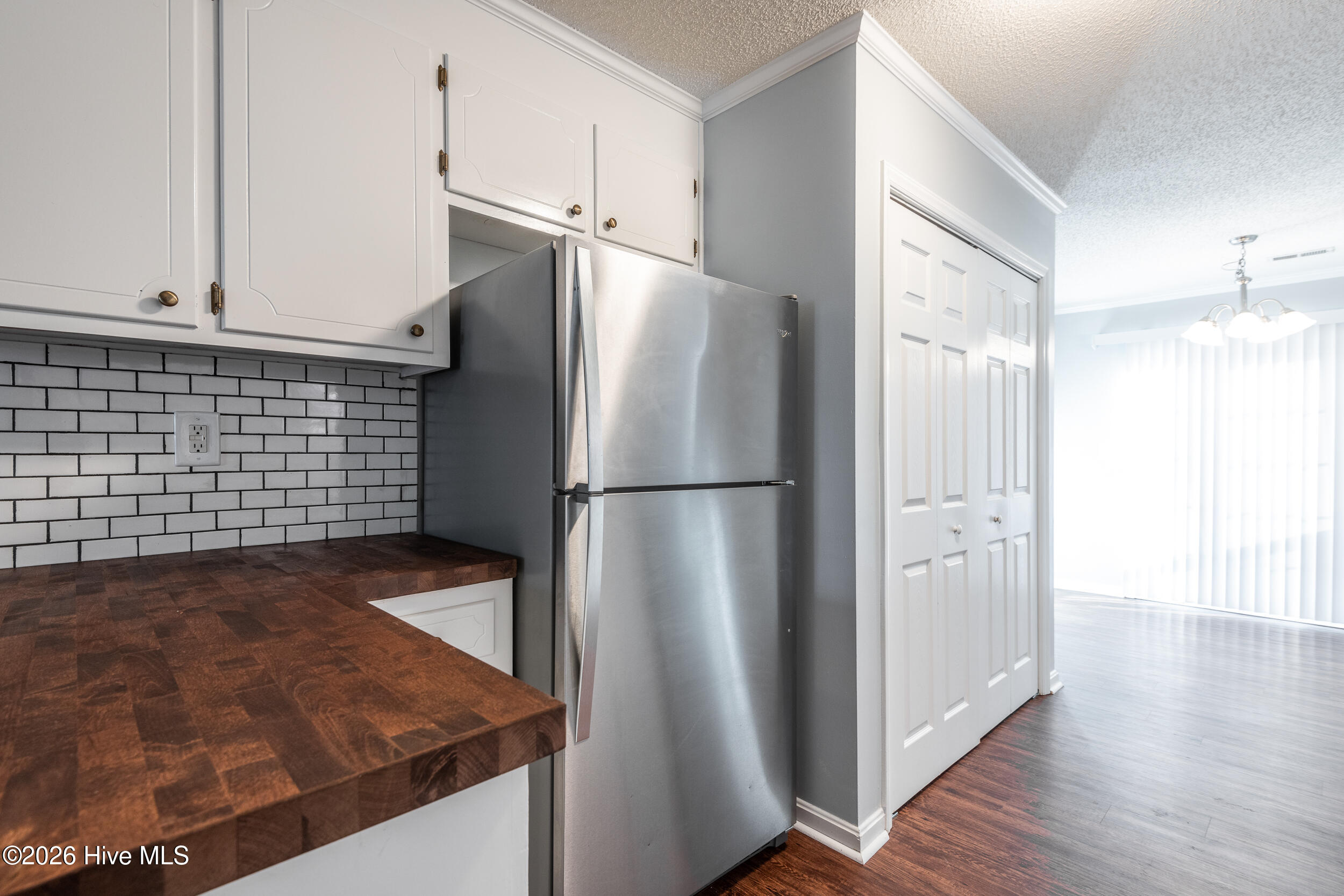520 Lake Road A&b Property Photo 6