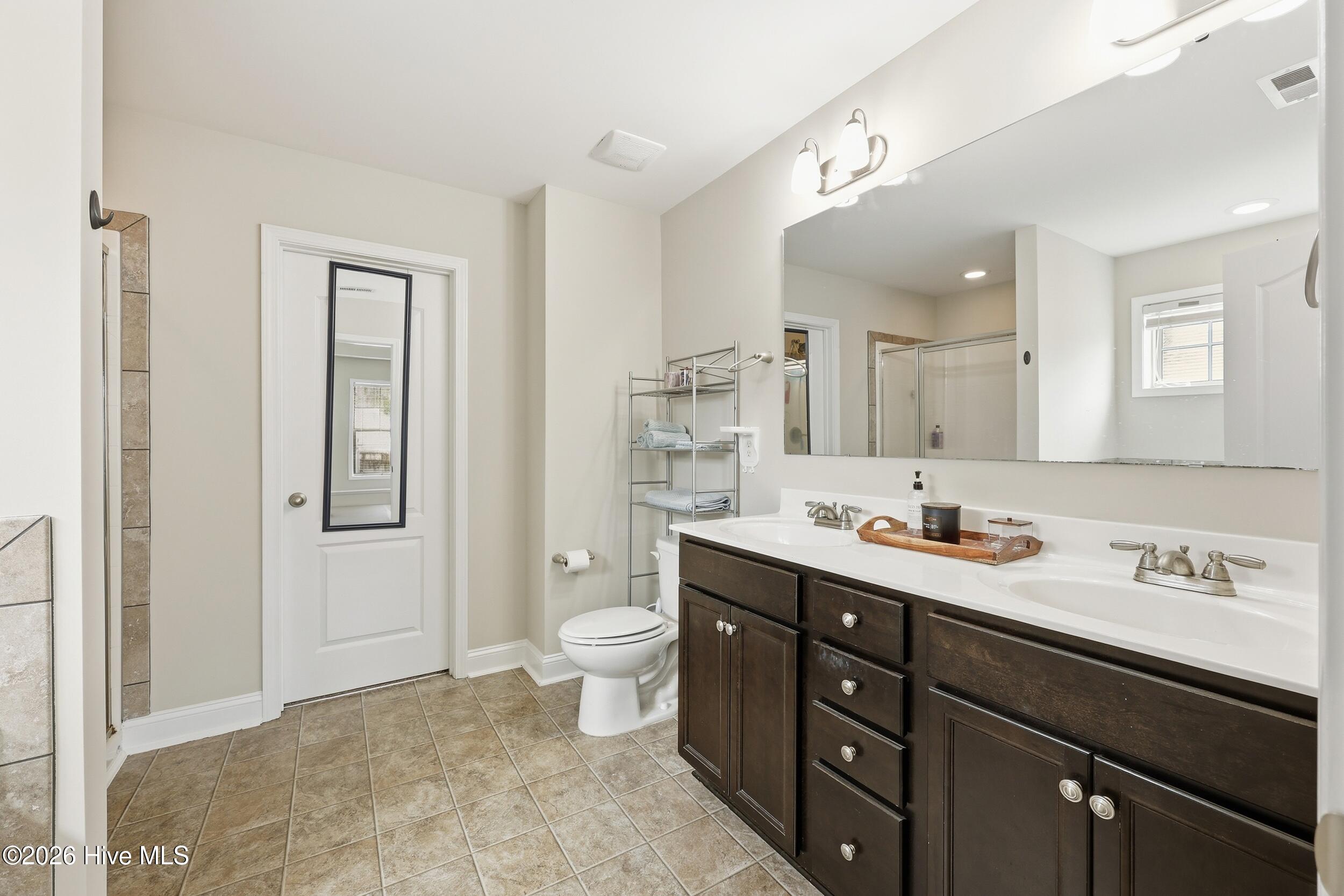 183 Coopers Creek Avenue Property Photo 25