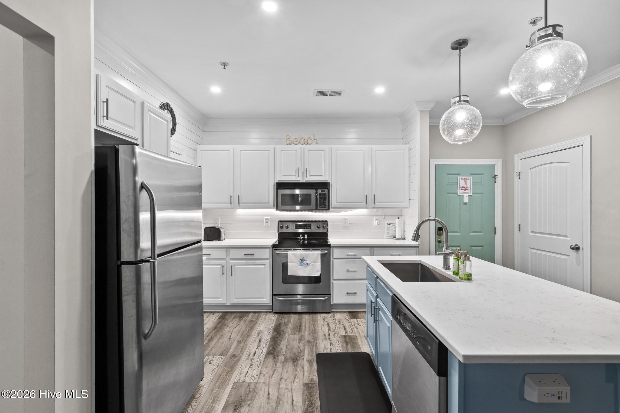100 Gateway Condos Drive Unit 115 Property Photo 4