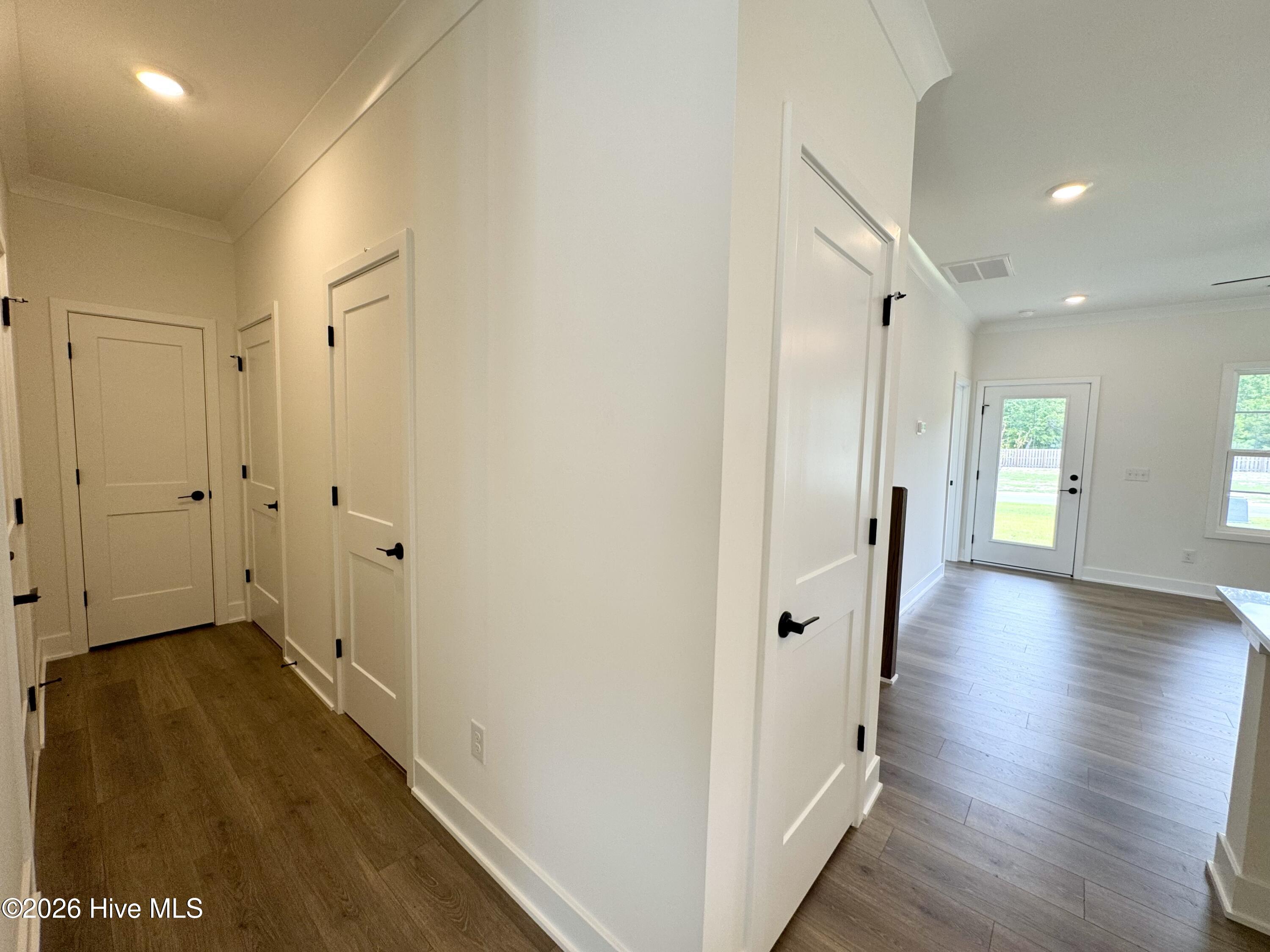 555 Timbercrest Circle Se Property Photo 17