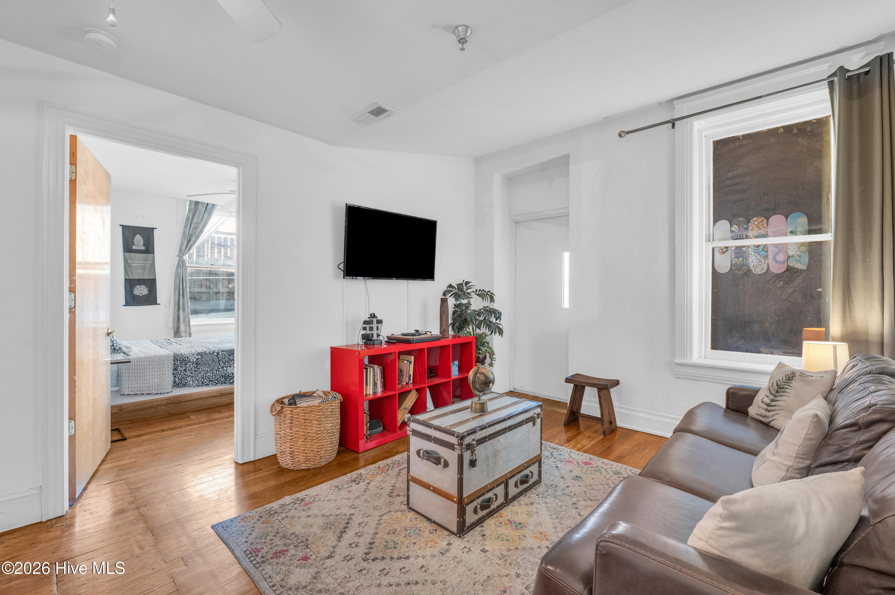 21 N Front Street Unit 2e2 Property Photo 4