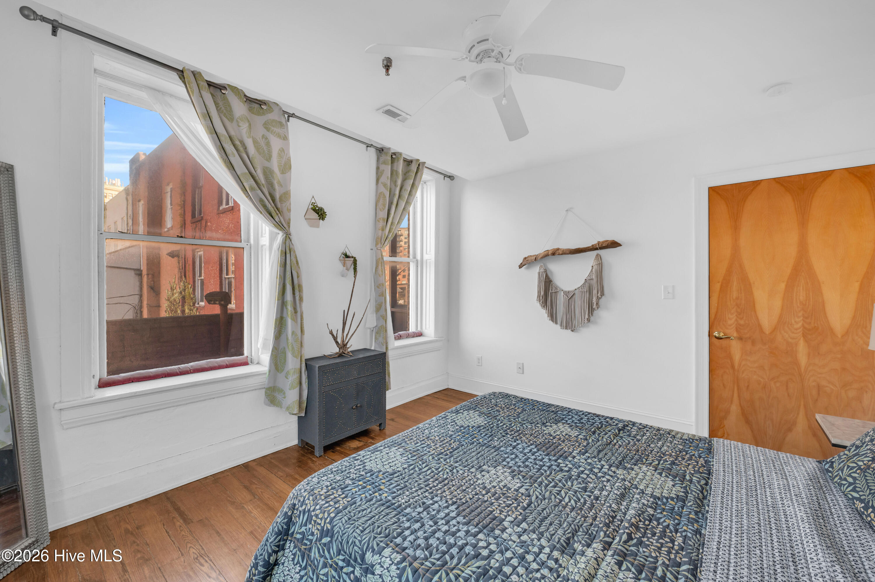 21 N Front Street Unit 2e2 Property Photo 13