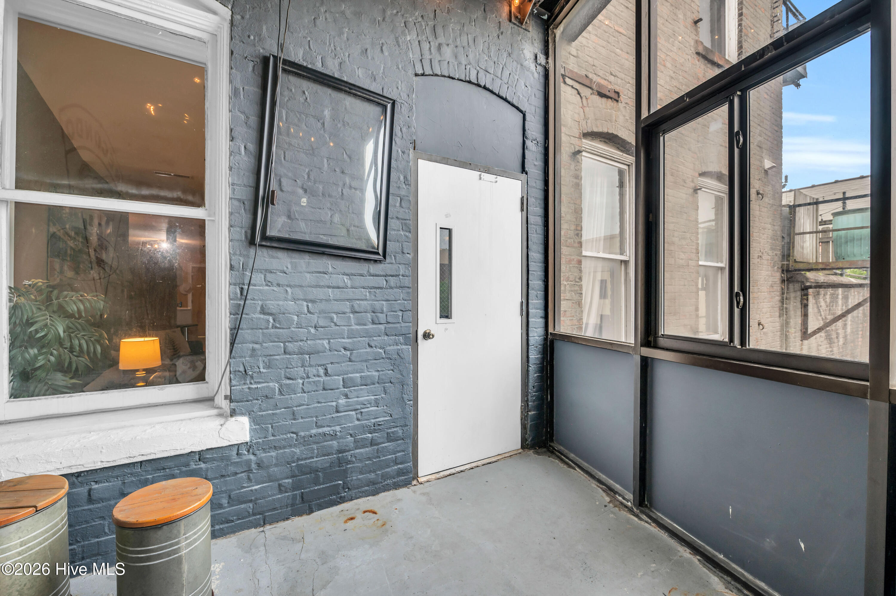 21 N Front Street Unit 2e2 Property Photo 16