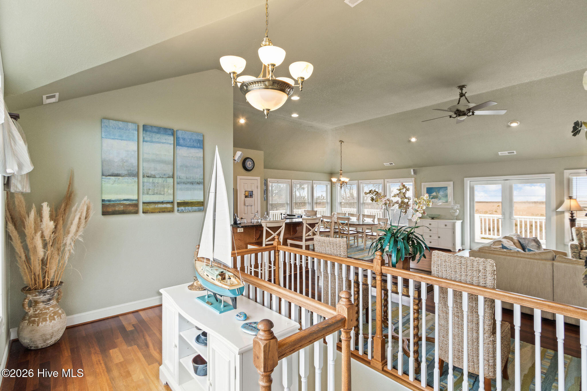 1274 Bear Foot Path Property Photo 6