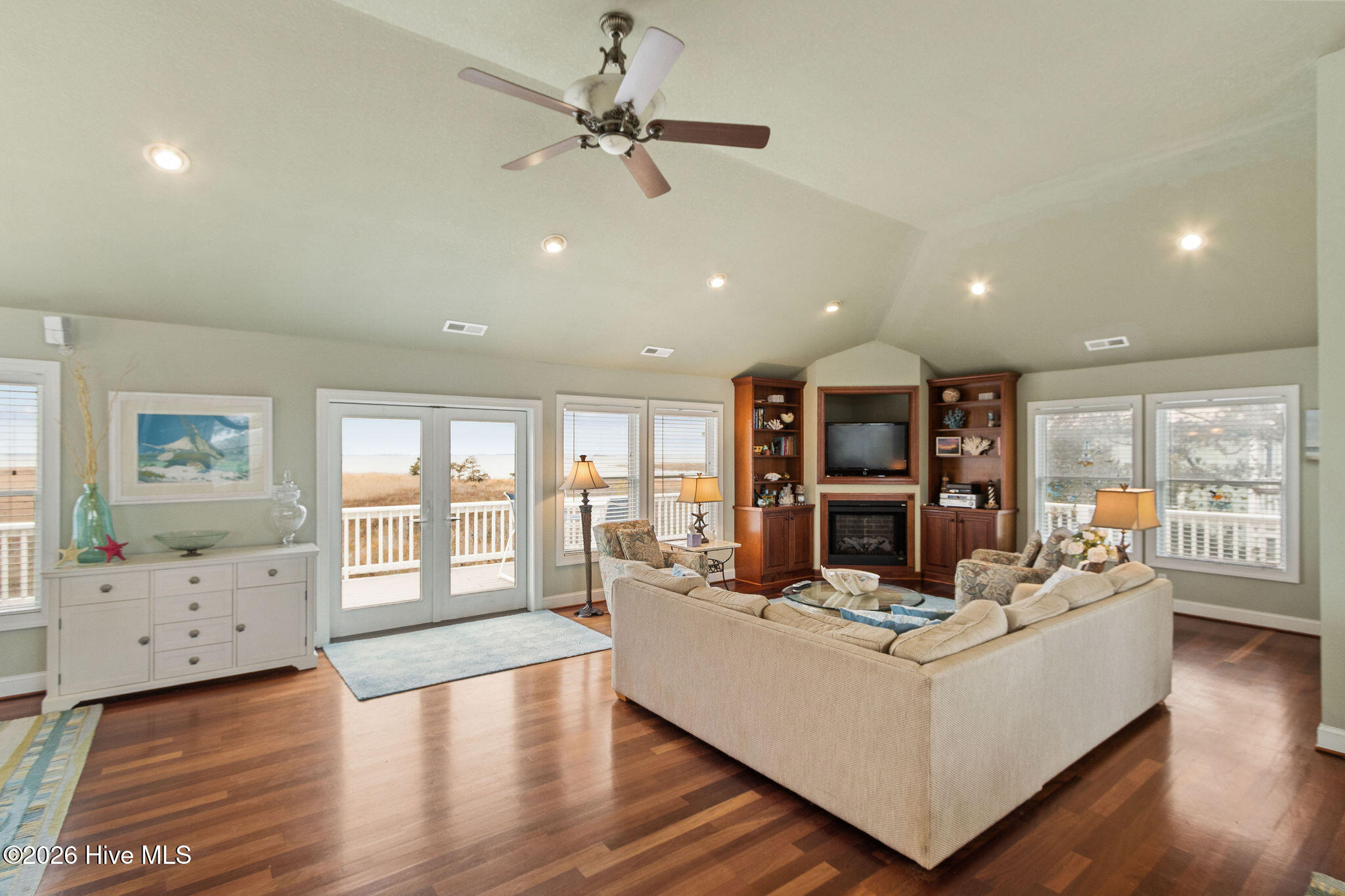 1274 Bear Foot Path Property Photo 8