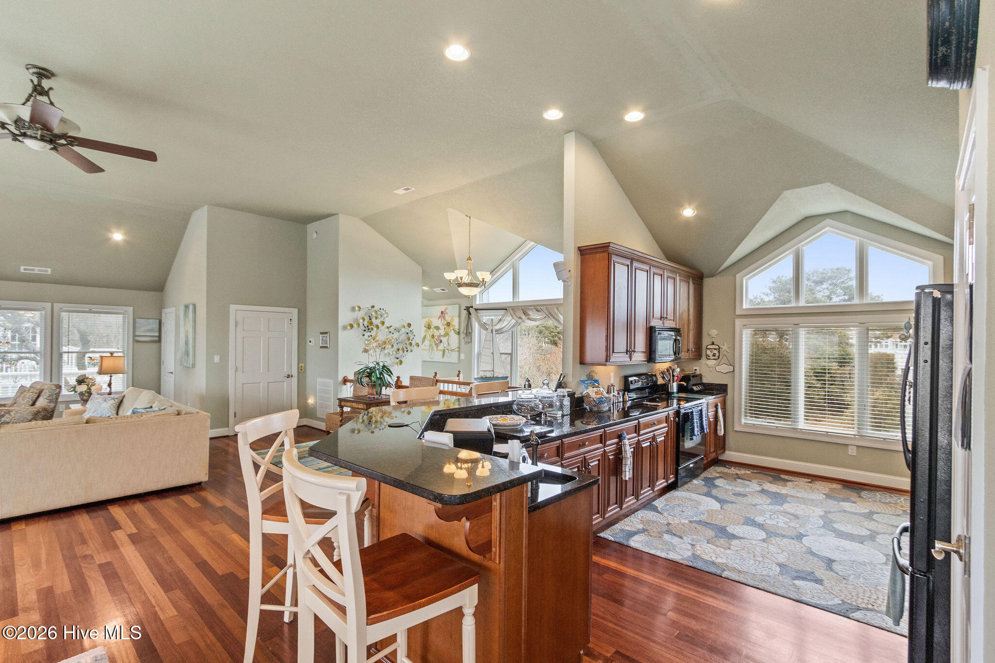 1274 Bear Foot Path Property Photo 14