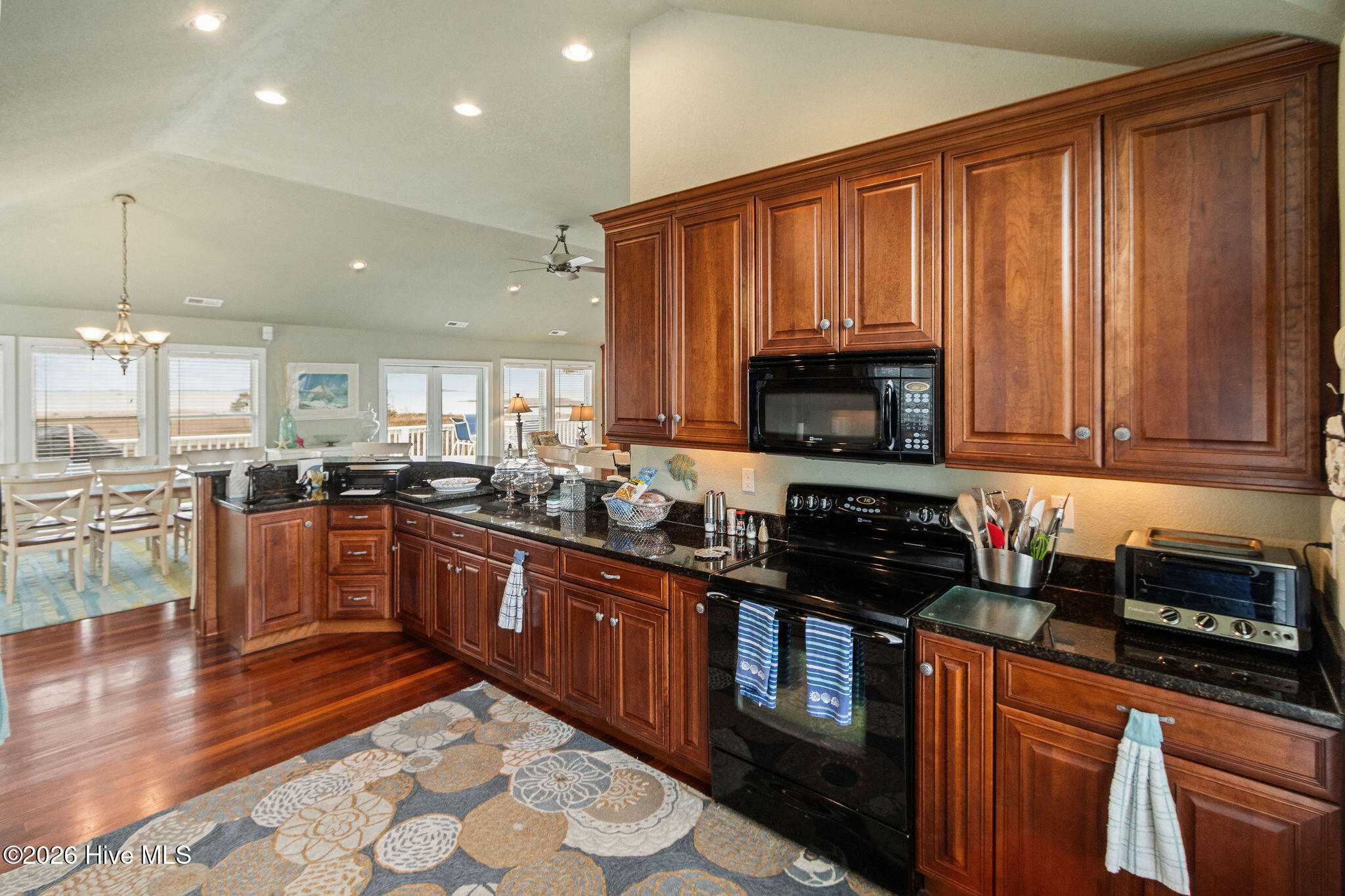 1274 Bear Foot Path Property Photo 16