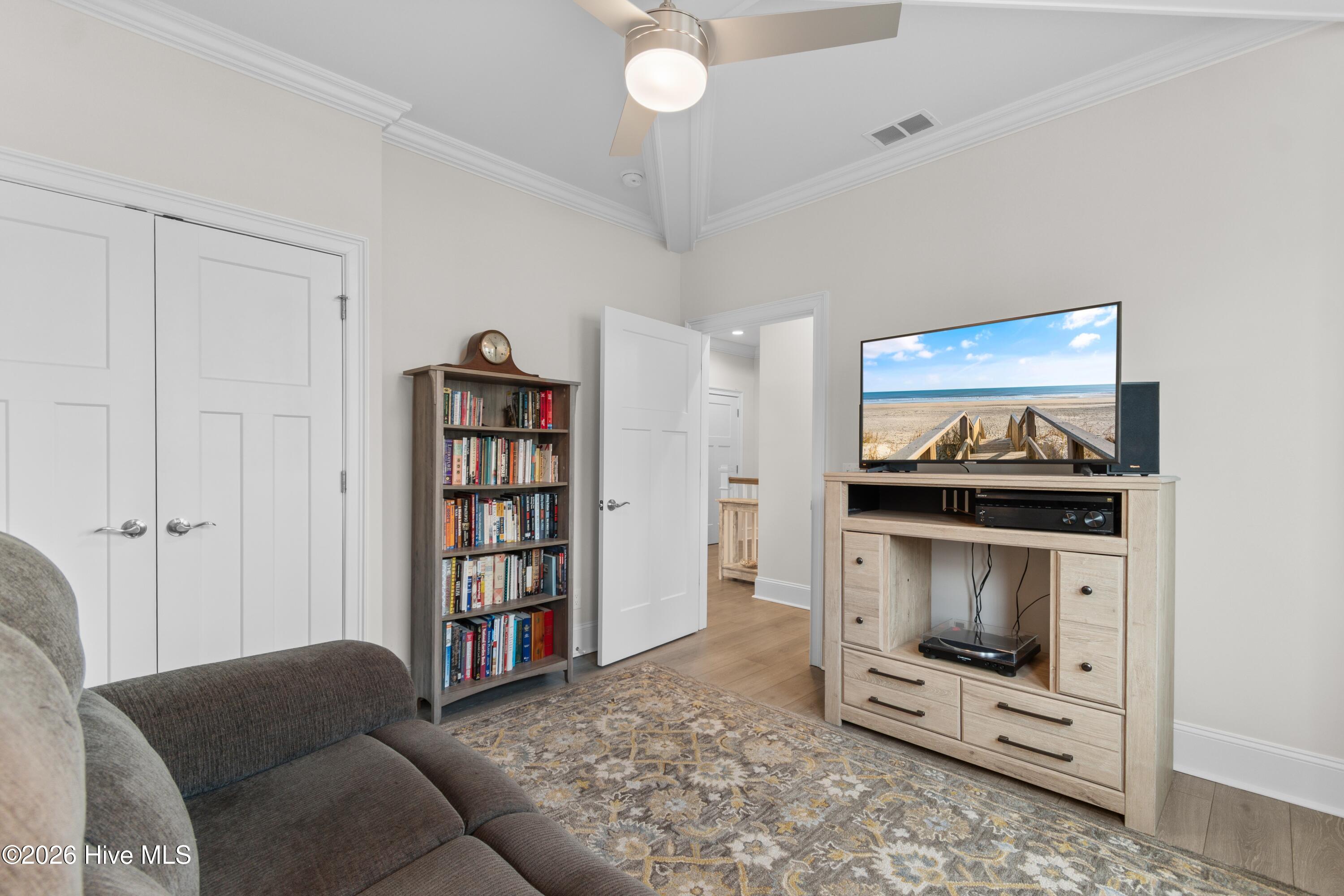 620 Eastwood Park Road Unit 14b Property Photo 17