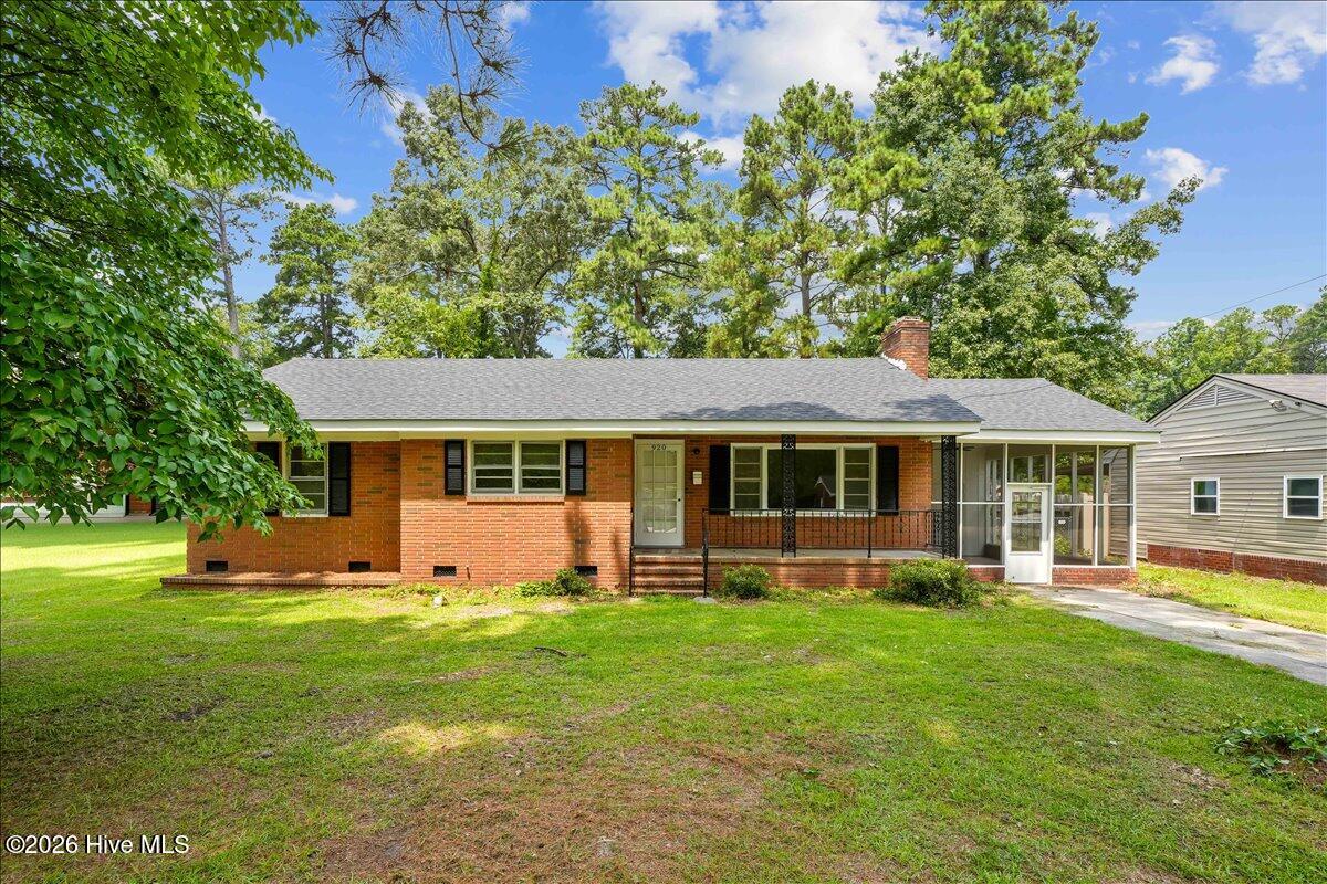 920 Cedarbrook Drive Property Photo 2