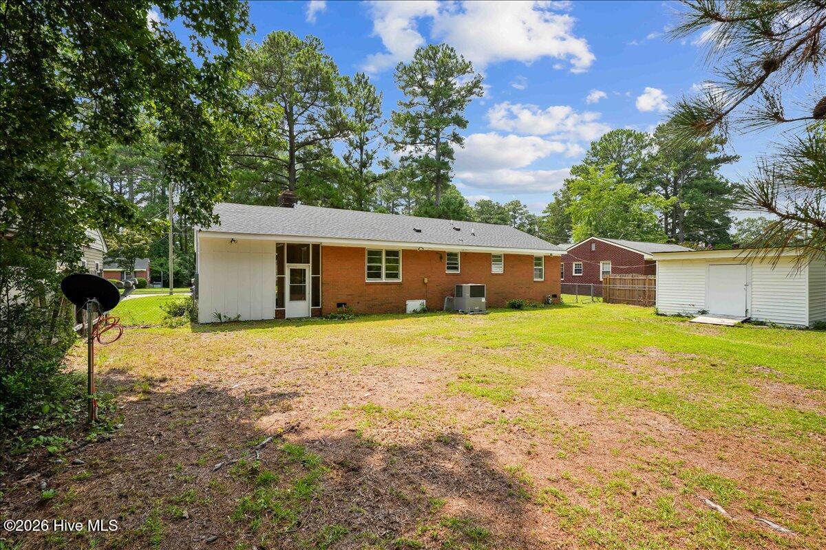 920 Cedarbrook Drive Property Photo 7