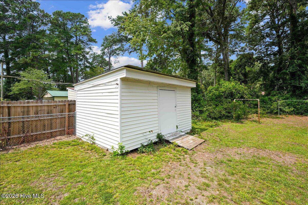 920 Cedarbrook Drive Property Photo 8