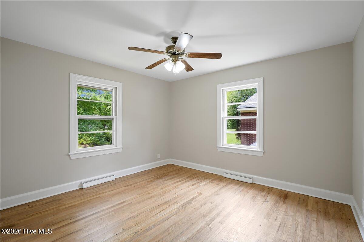 920 Cedarbrook Drive Property Photo 20