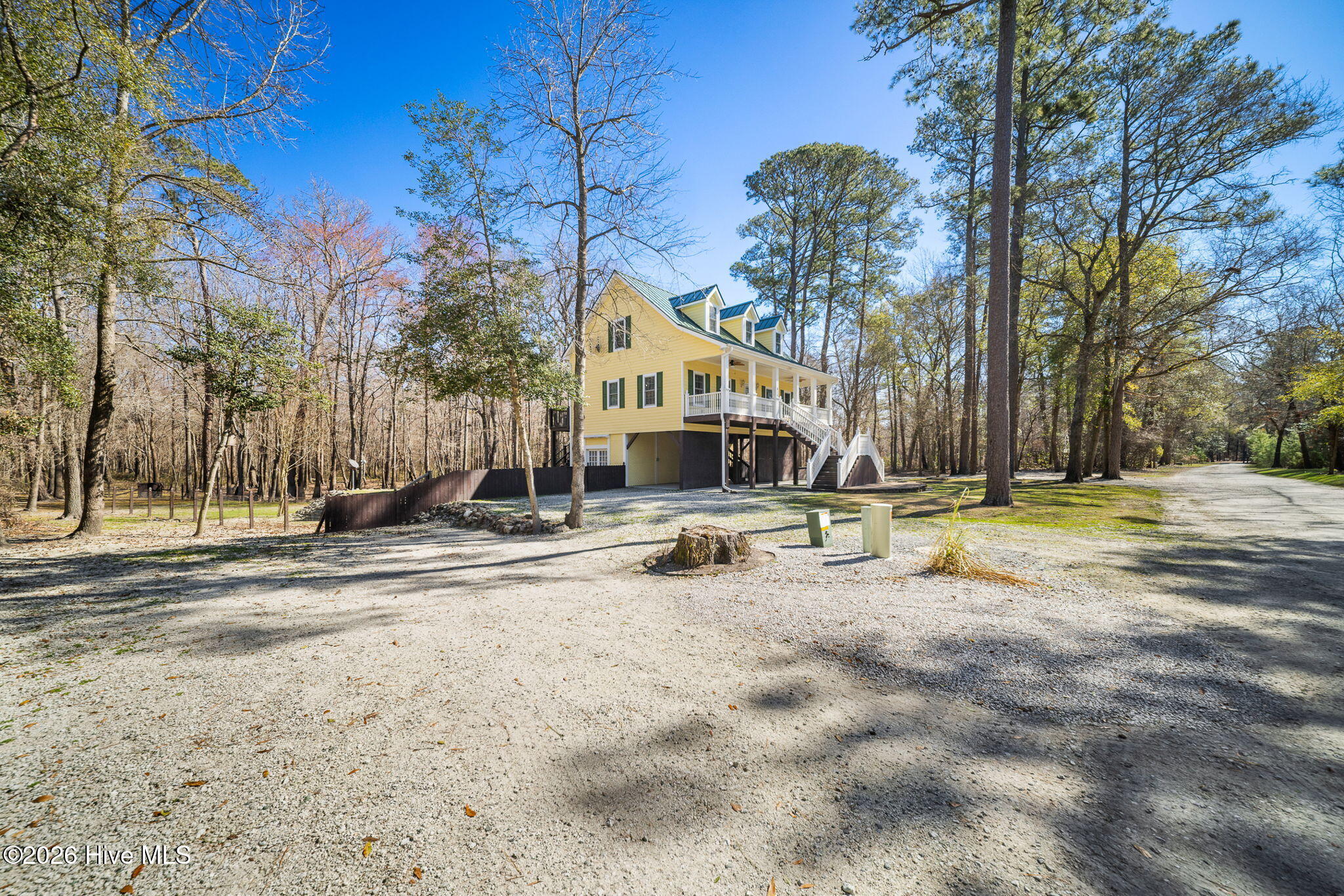 815 Riverview Drive Property Photo 6