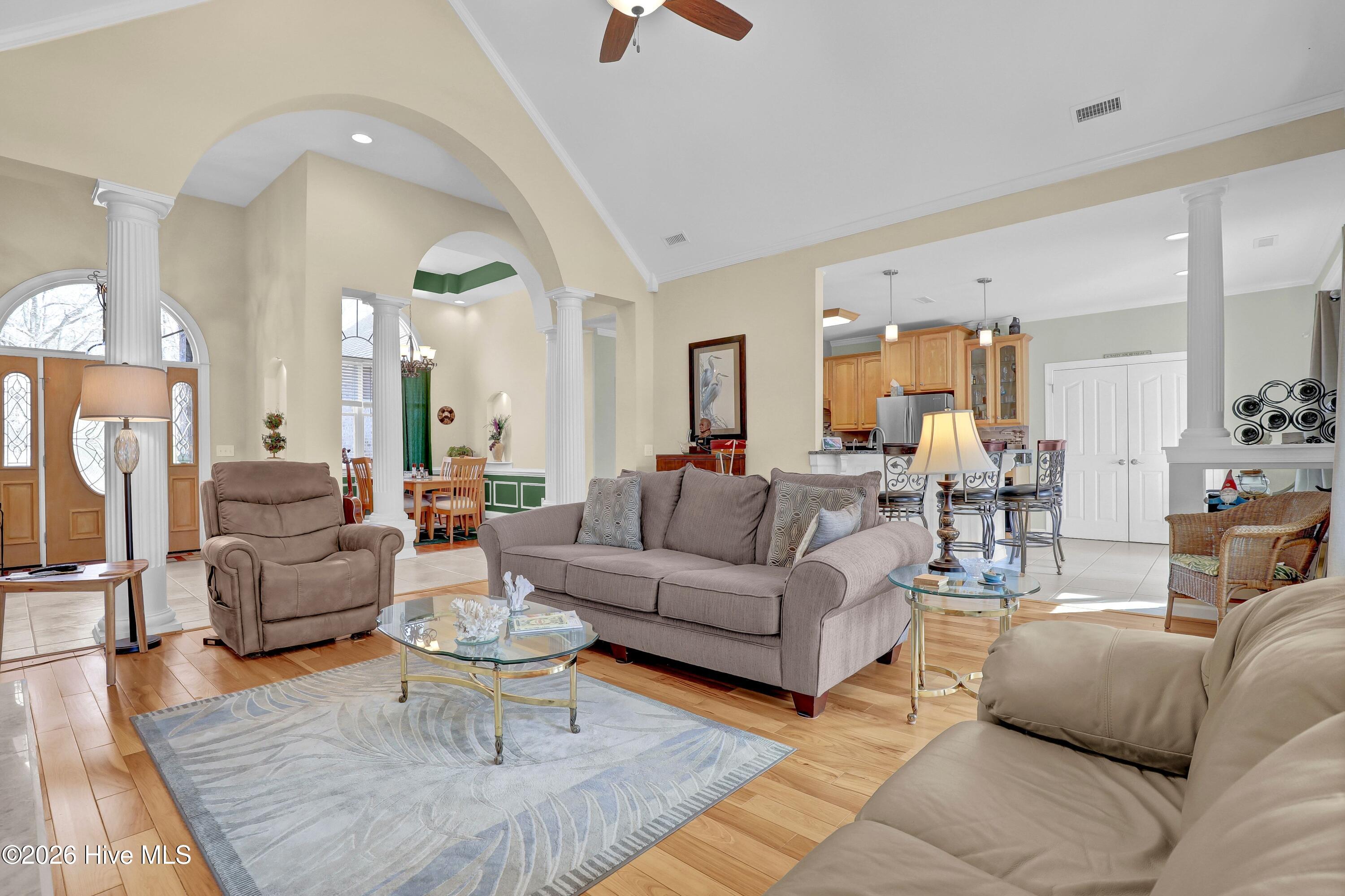 496 Captain Beam Boulevard Property Photo 8
