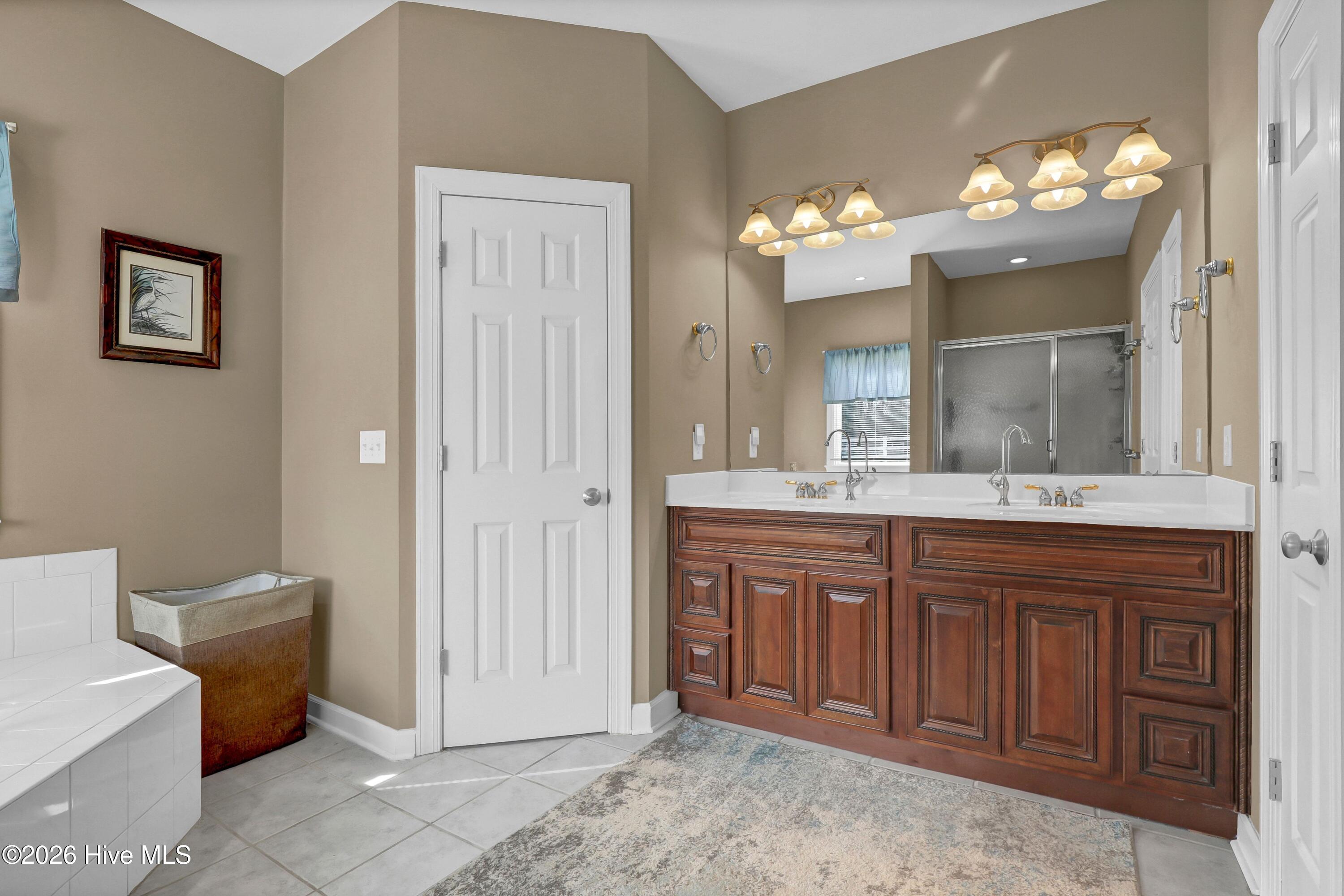 496 Captain Beam Boulevard Property Photo 20