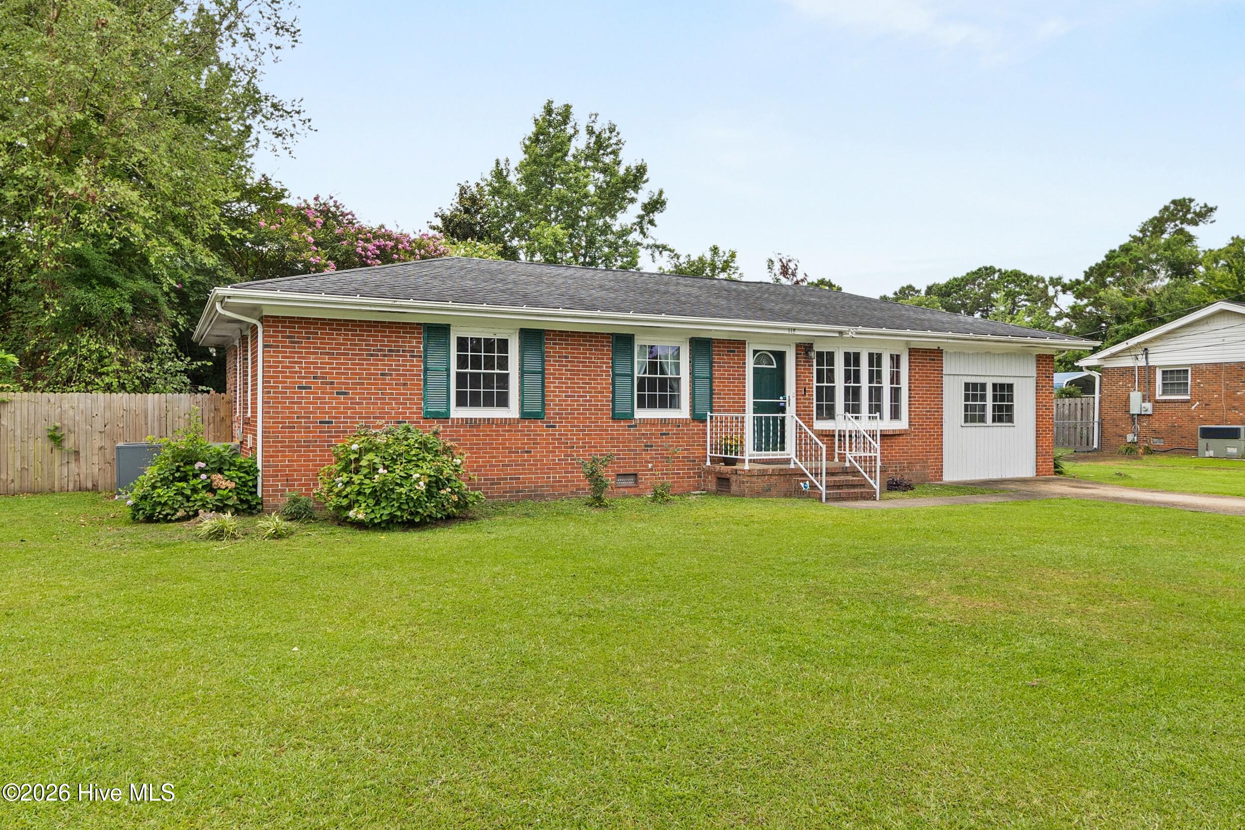 118 Princeton Drive Property Photo 3