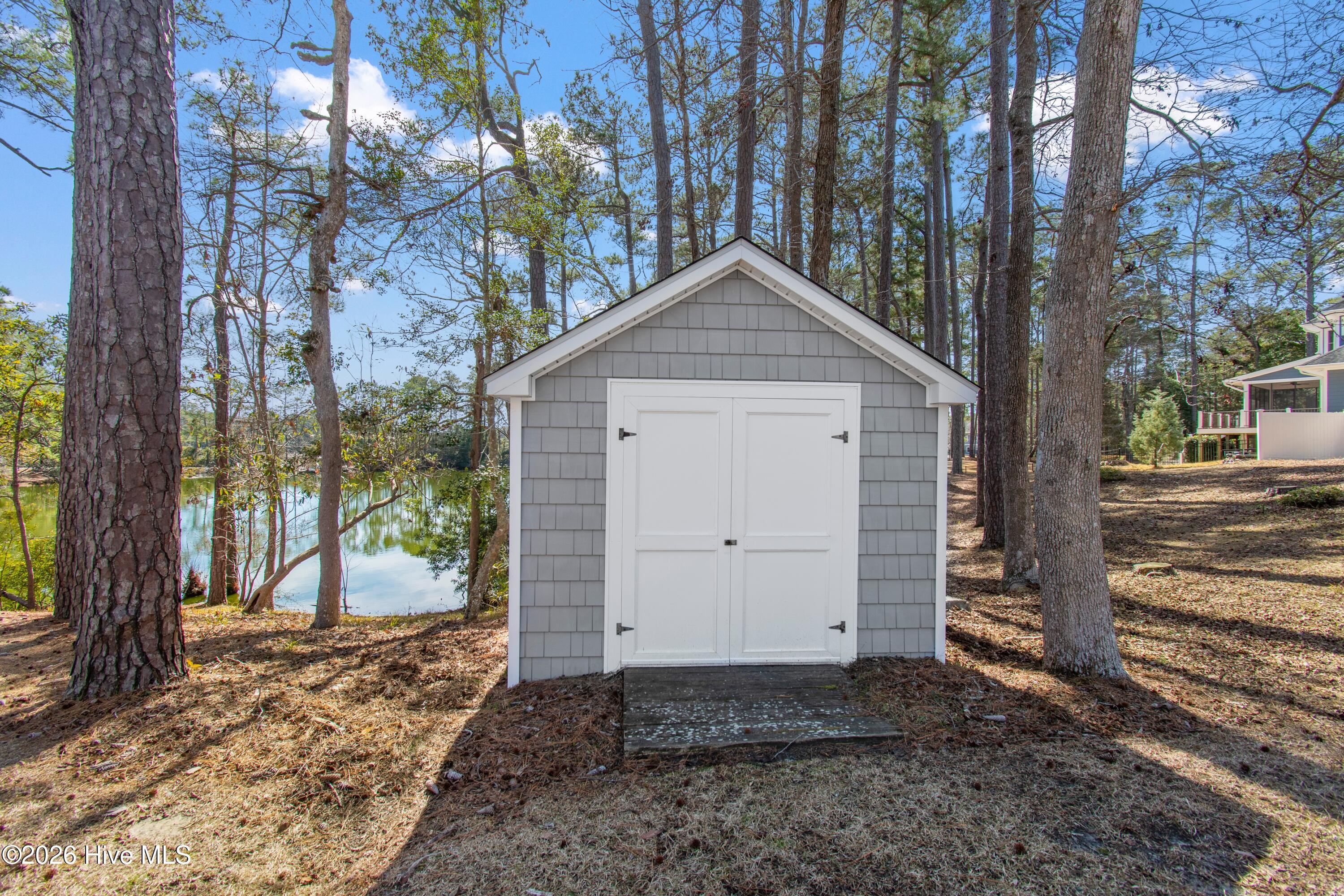 6509 Walden Pond Lane Property Photo 44
