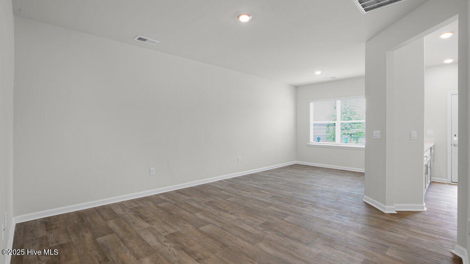 428 Ember Street Property Photo 3