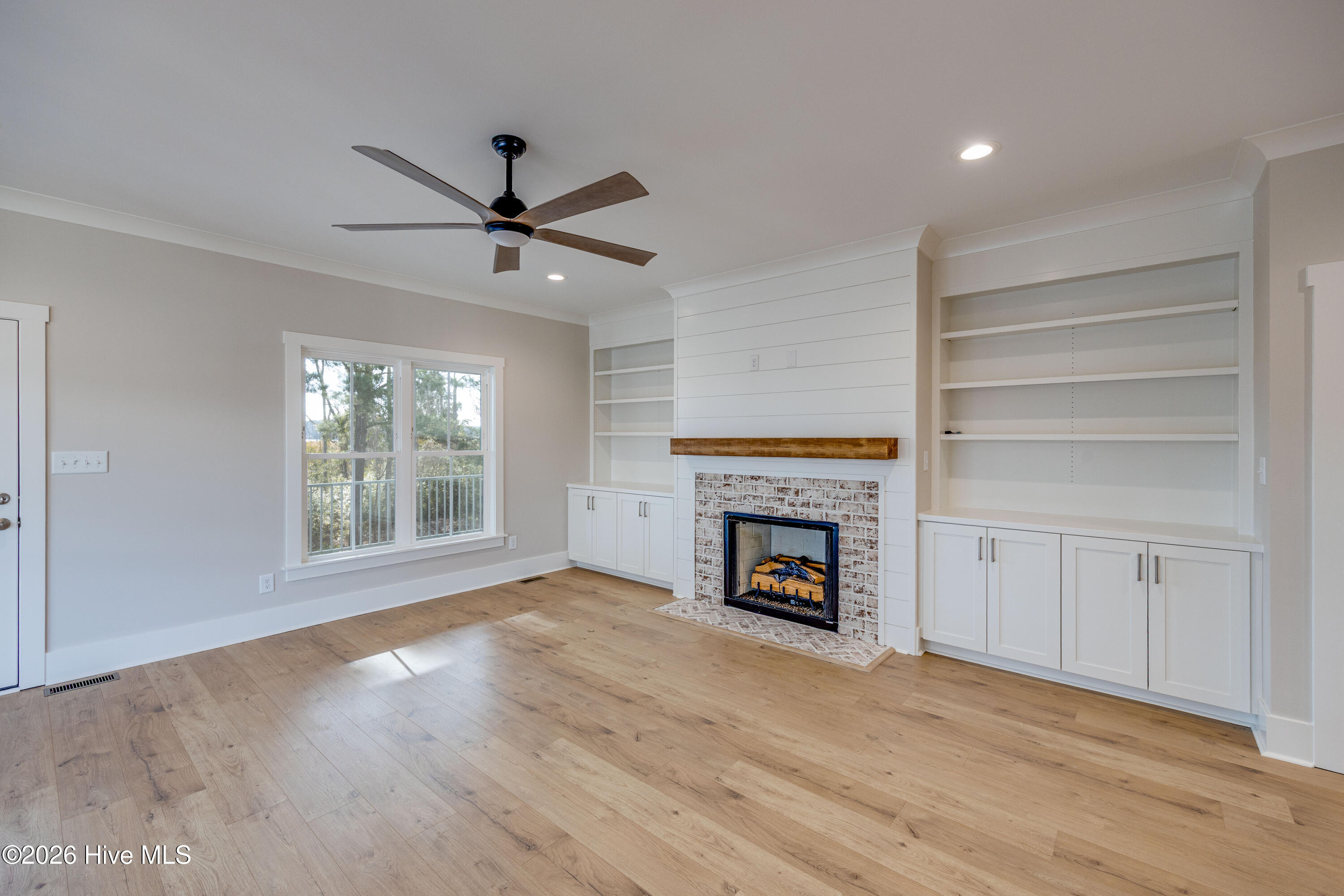 3216 Whichards Beach Road Property Photo 8