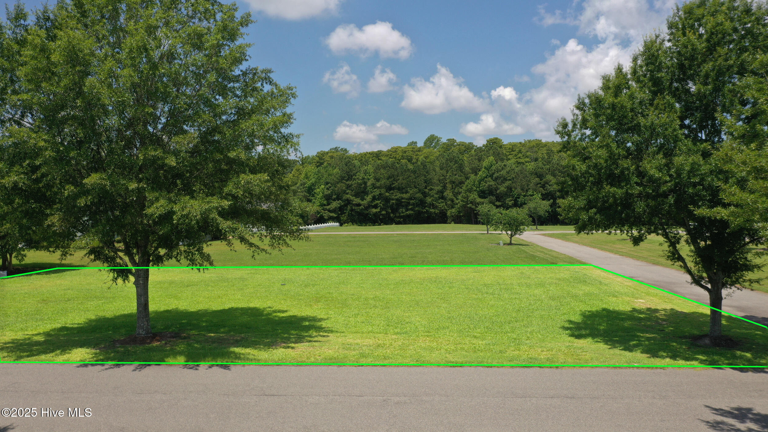 63 Randolph Loop N Property Photo 2