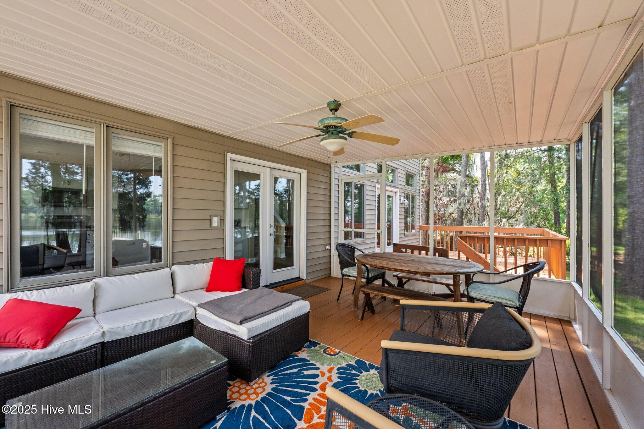 5410 Trade Winds Road Property Photo 13