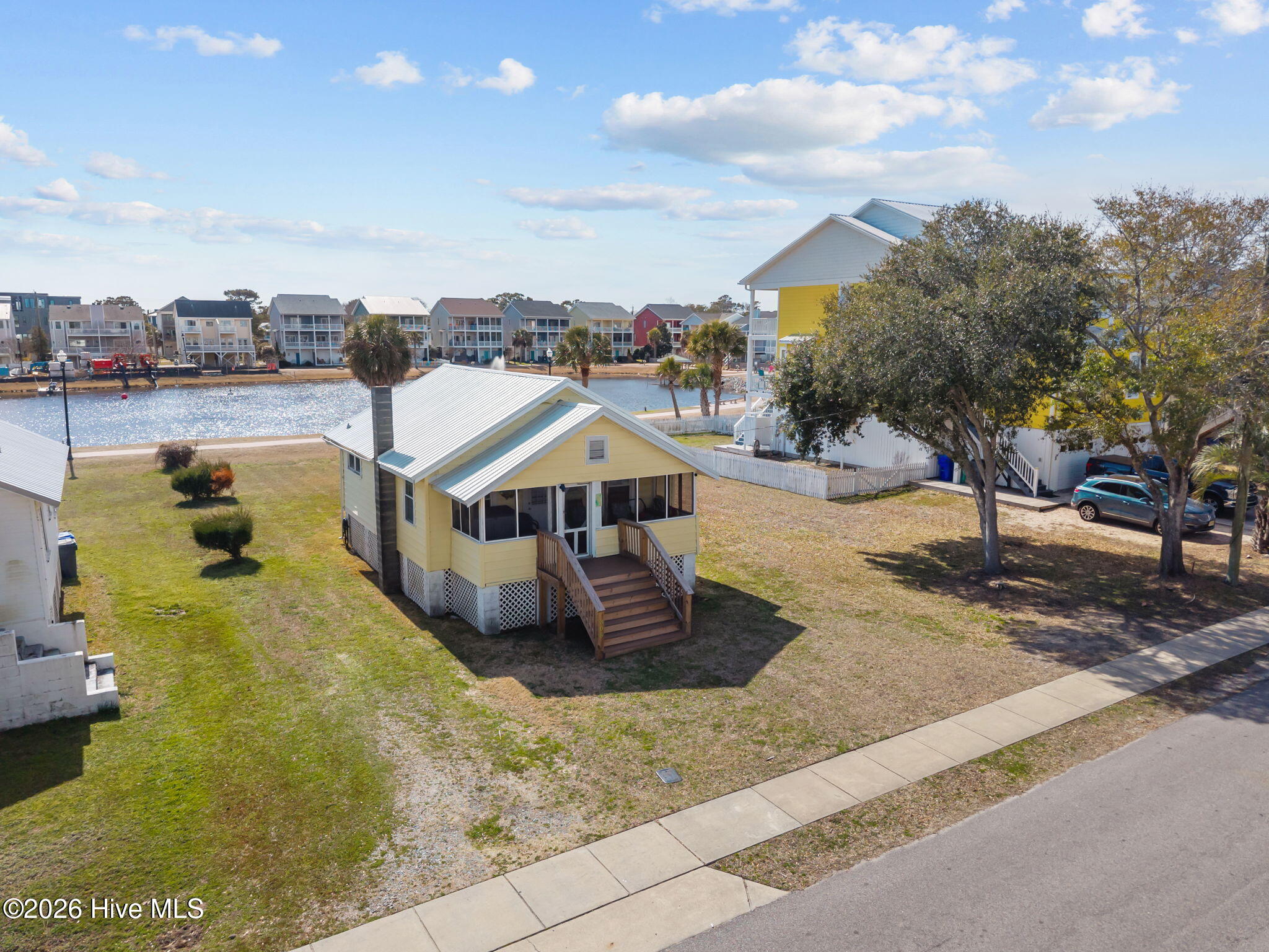 305 Atlanta Avenue Property Photo 5