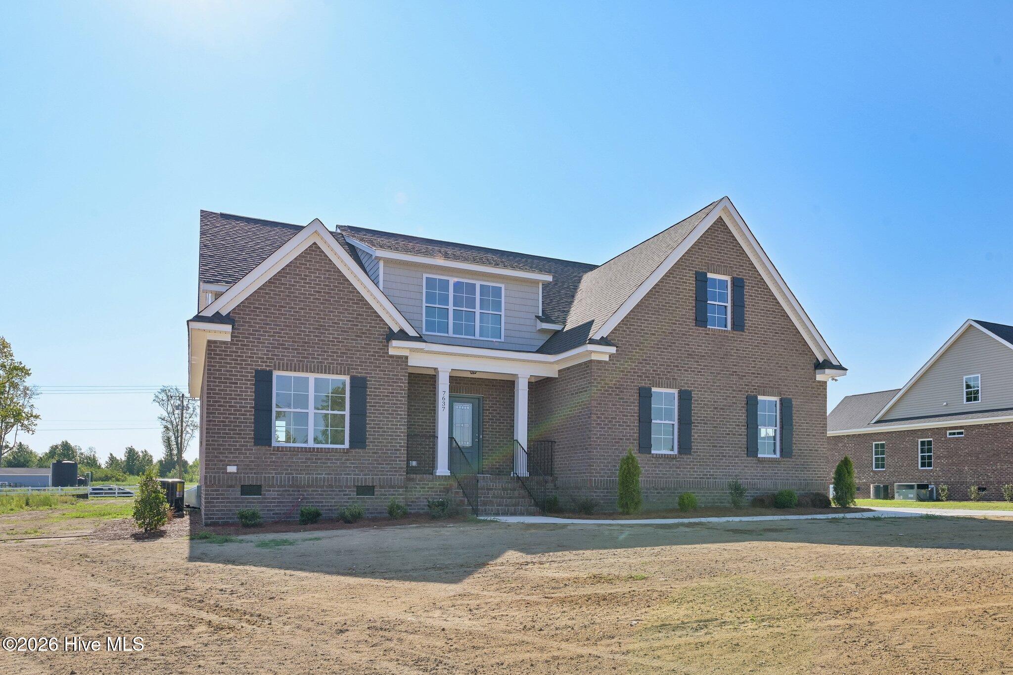 7637 Sweetwater Drive Property Photo 4