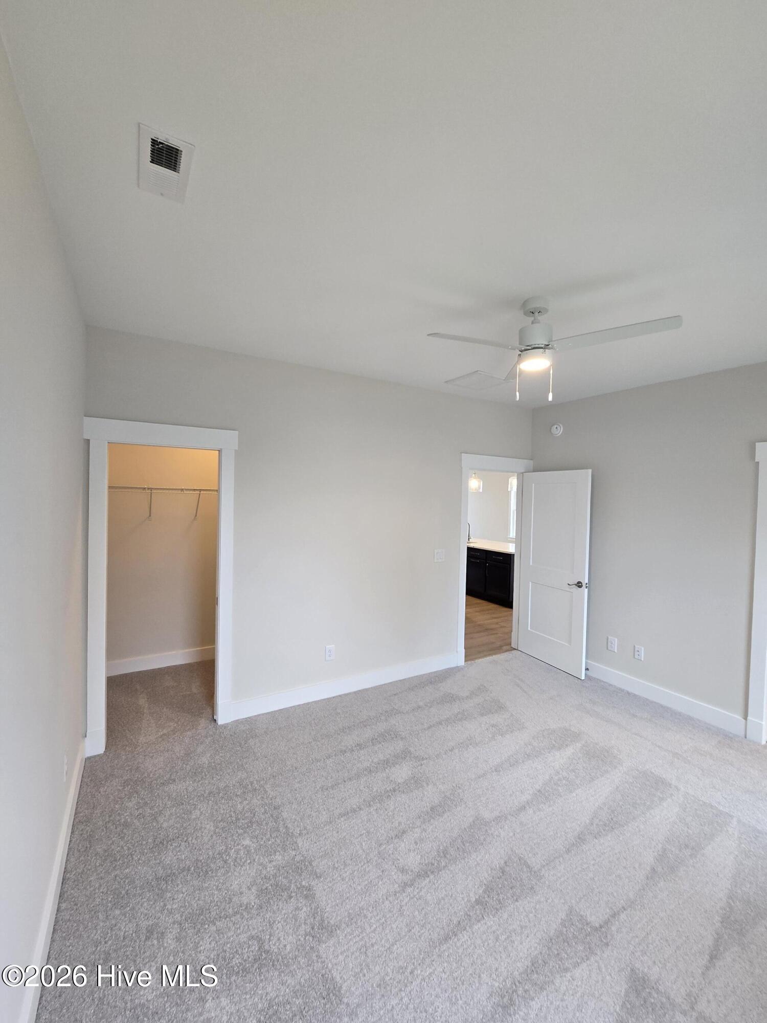102 Bridge View Drive S Property Photo 13