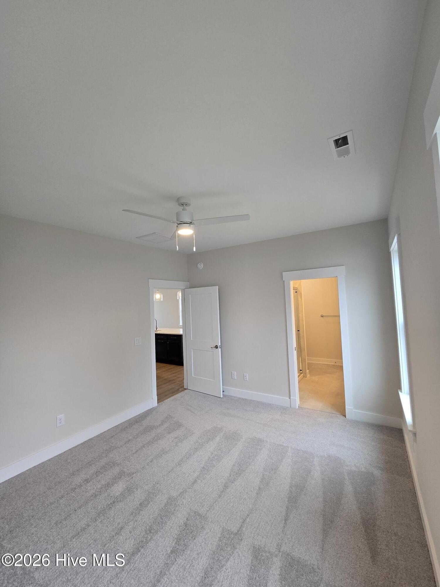 102 Bridge View Drive S Property Photo 15