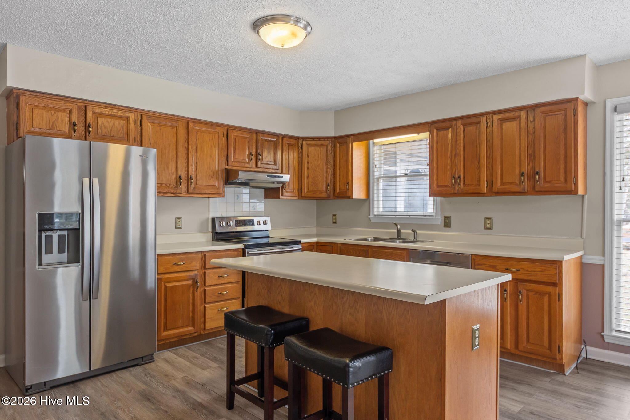 30080 Deercroft Drive Property Photo 4